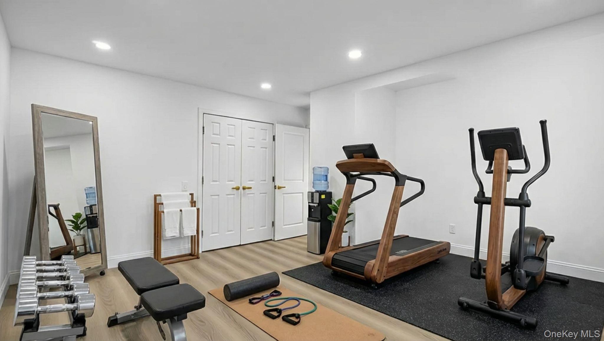 #11 photo, 3014 Grace Avenue, Bronx , NY 10469