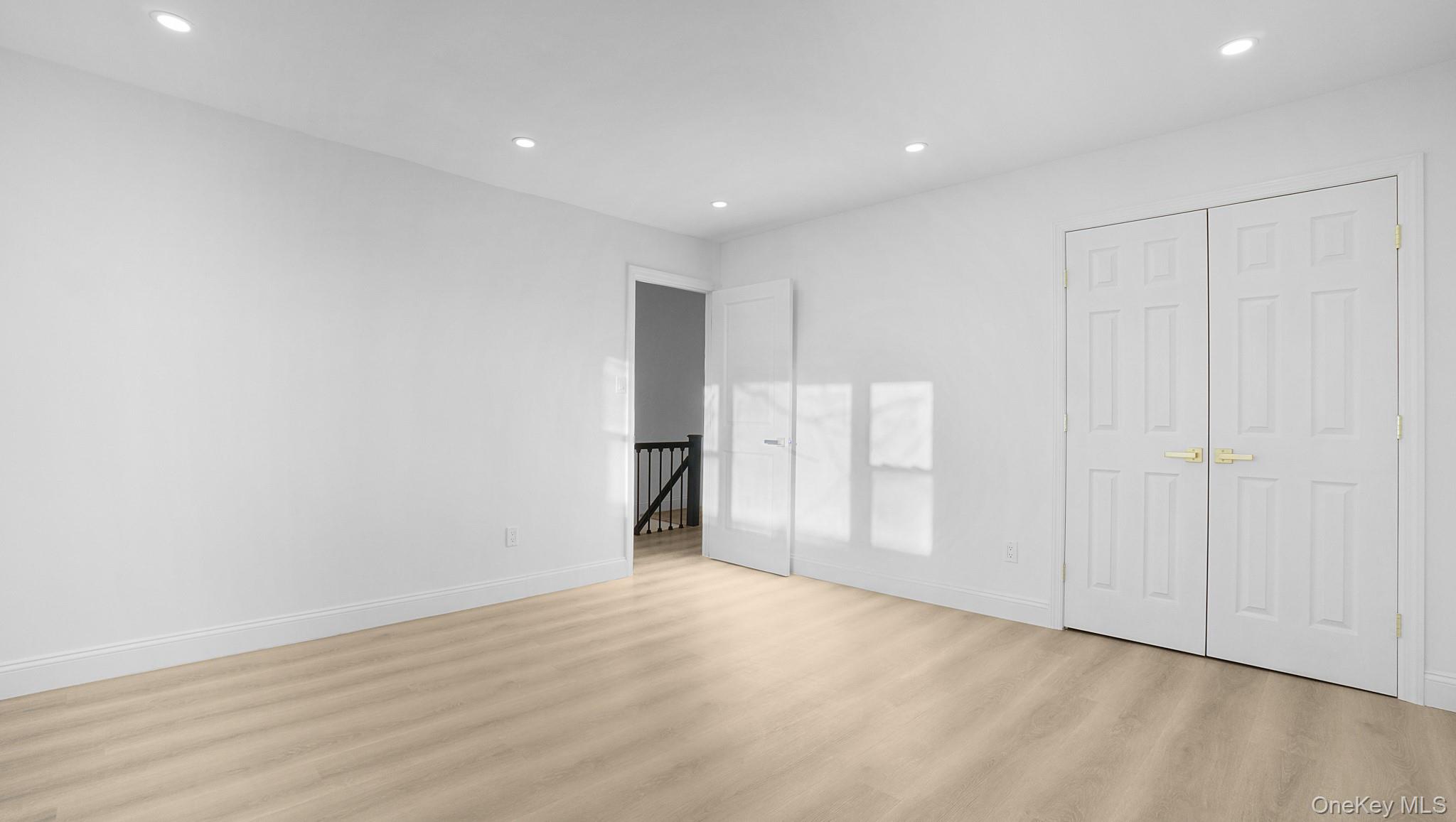 #14 photo, 3014 Grace Avenue, Bronx , NY 10469