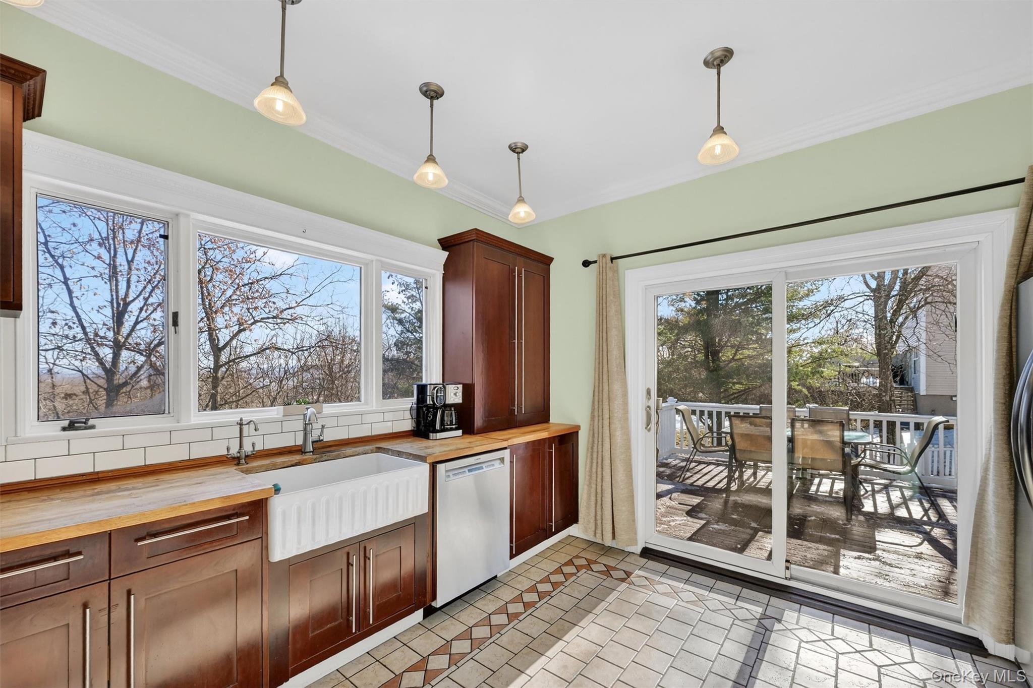 #19 photo, 354 Carter Avenue, Newburgh , NY 12550