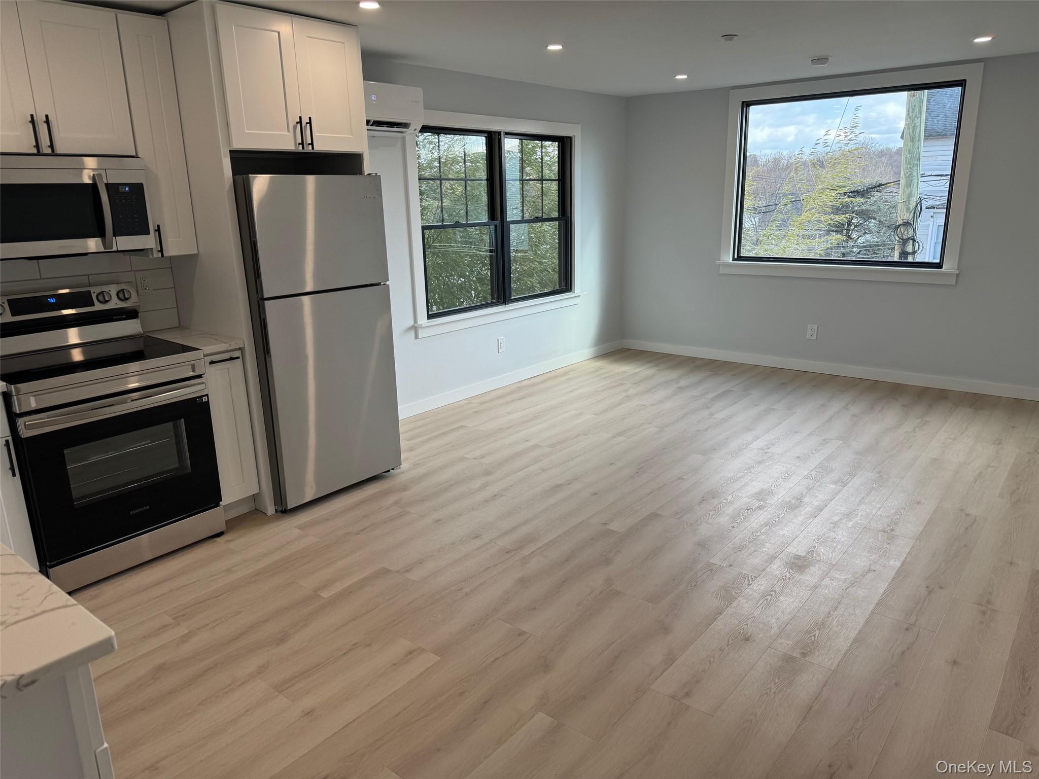 #5 photo, 544 Locust Avenue, Port Chester , NY 10573