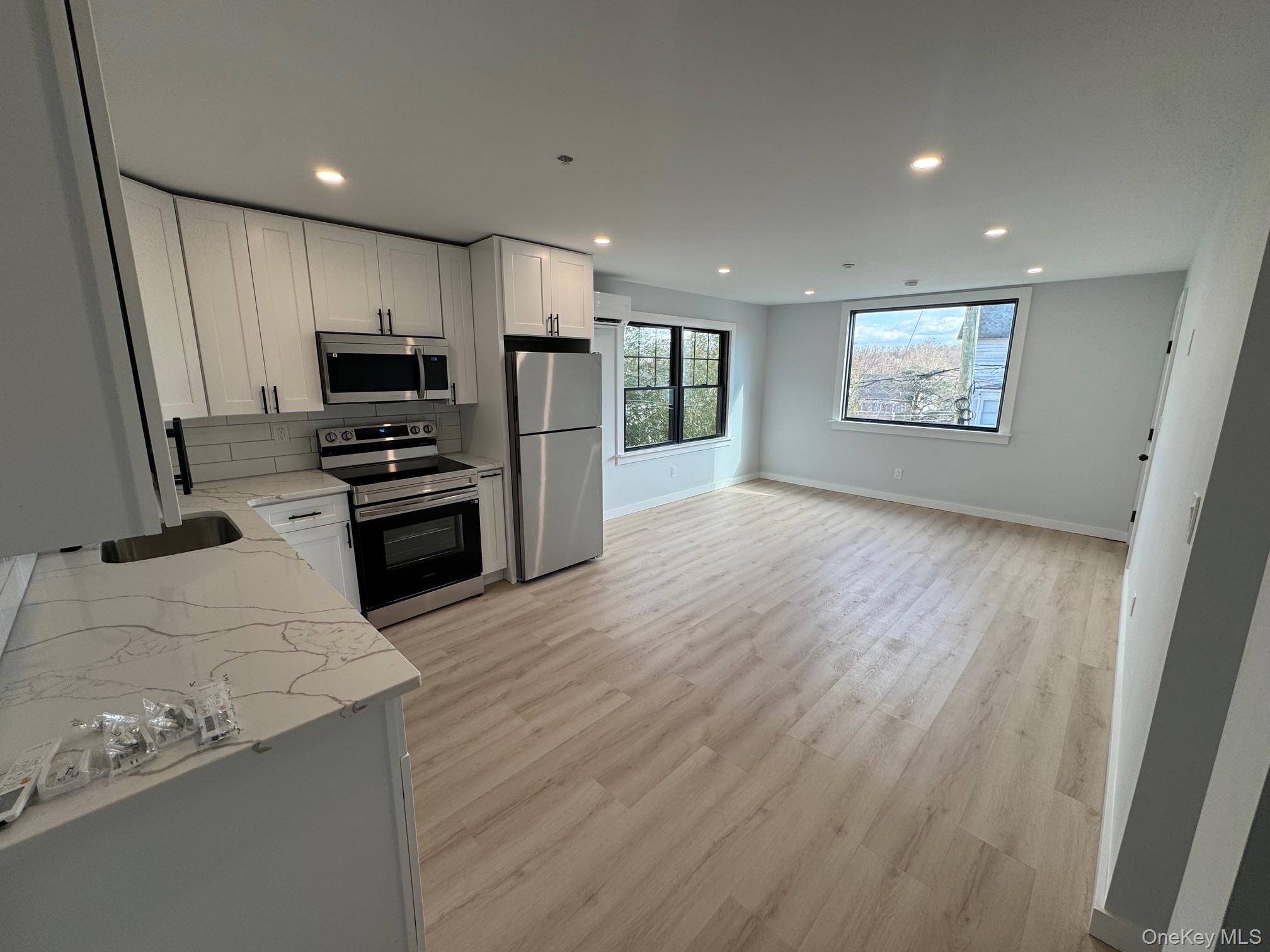 #6 photo, 544 Locust Avenue, Port Chester , NY 10573