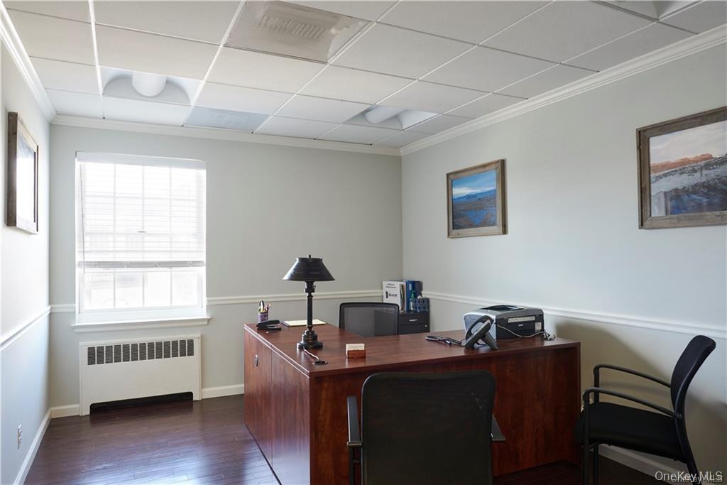 #10 photo, 51 Pondfield Road, برونكس Bronxville , NY 10708