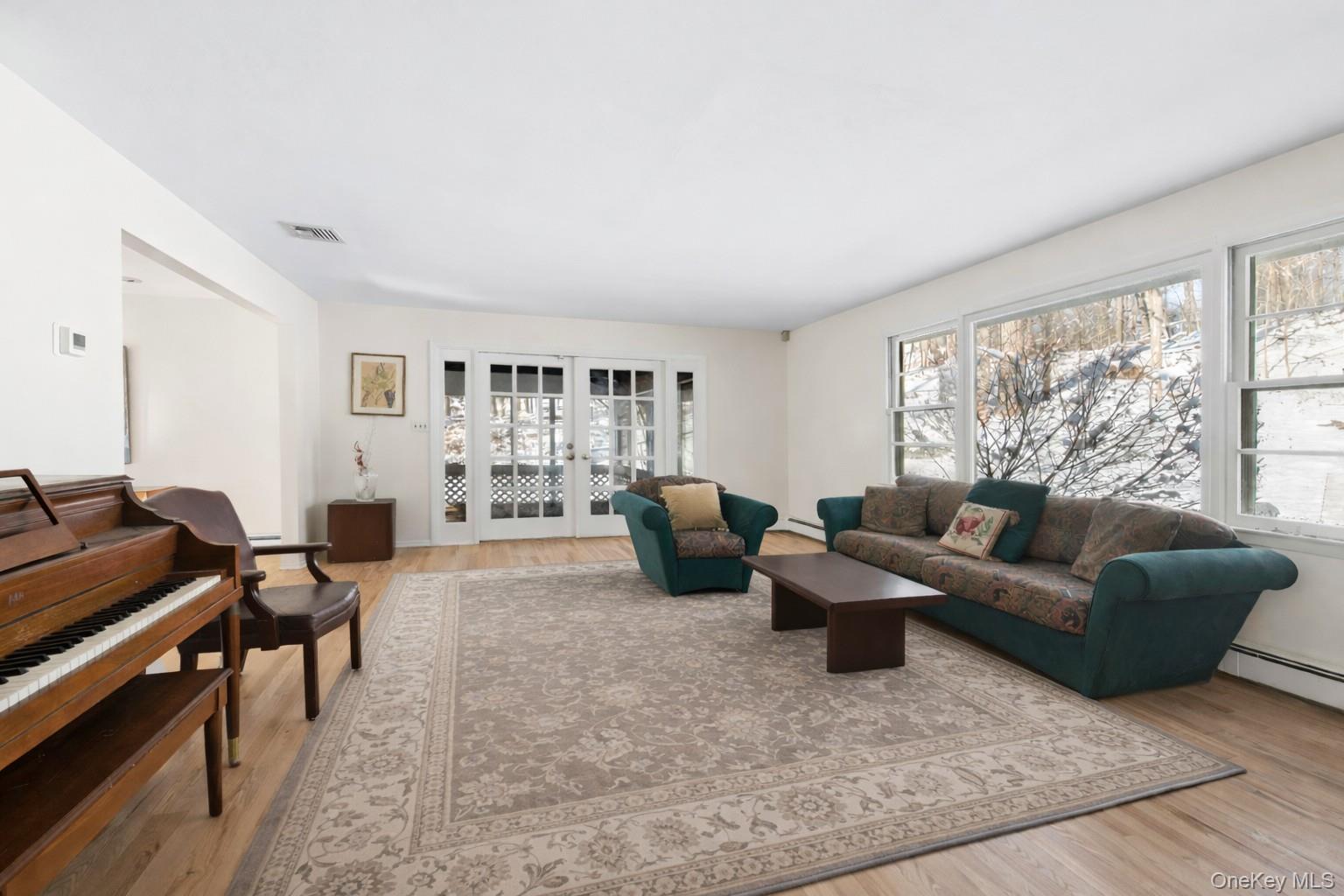 #11 photo, 56 Brandon Drive, Chappaqua , NY 10549