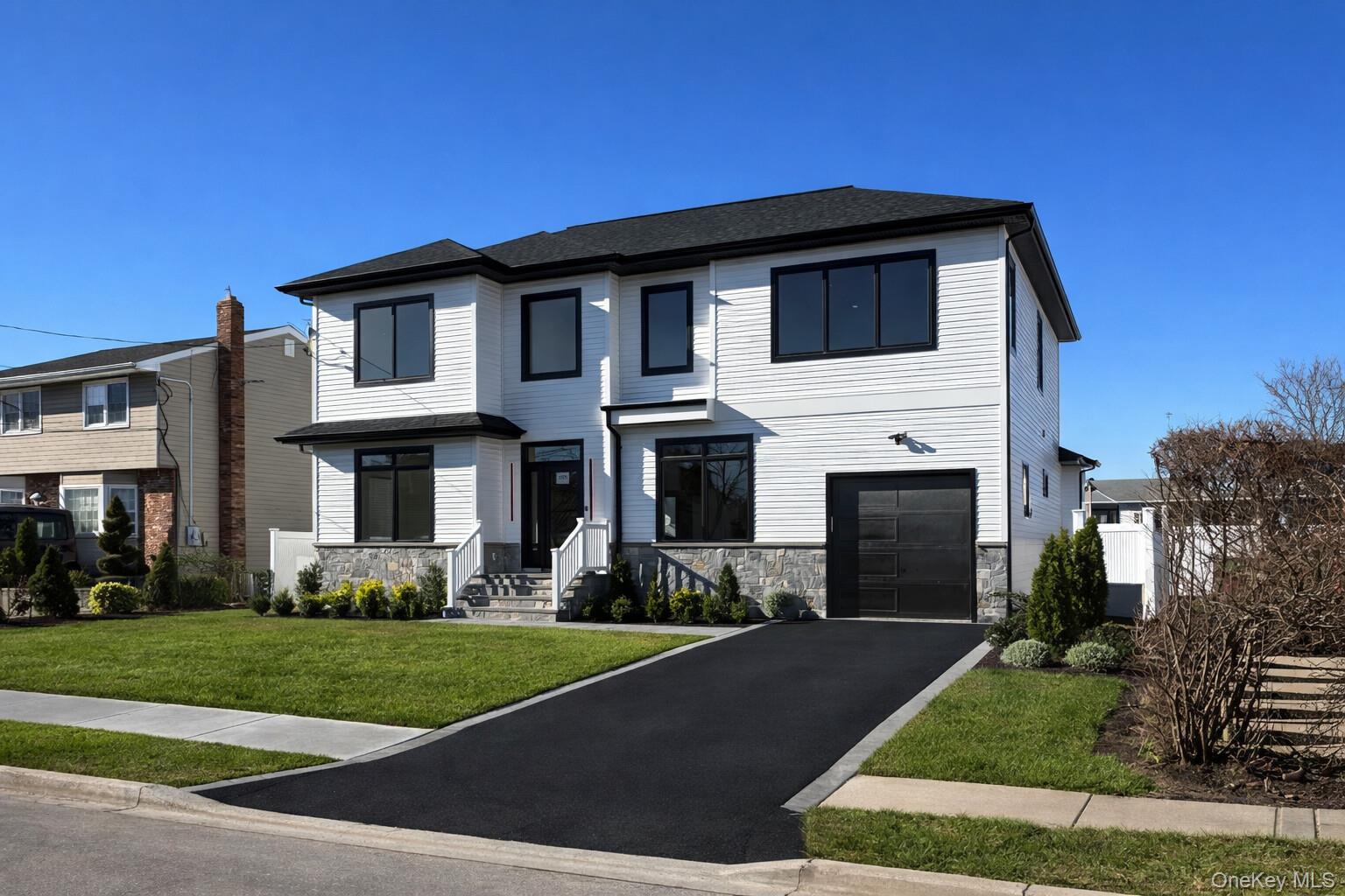 #1 photo, 1771 Nostrand Avenue, 롱 아일랜드 East Meadow , NY 11554