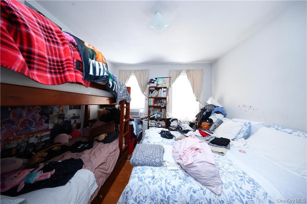 #9 photo, 22-08 120th Street, 皇后区 College Point , NY 11356