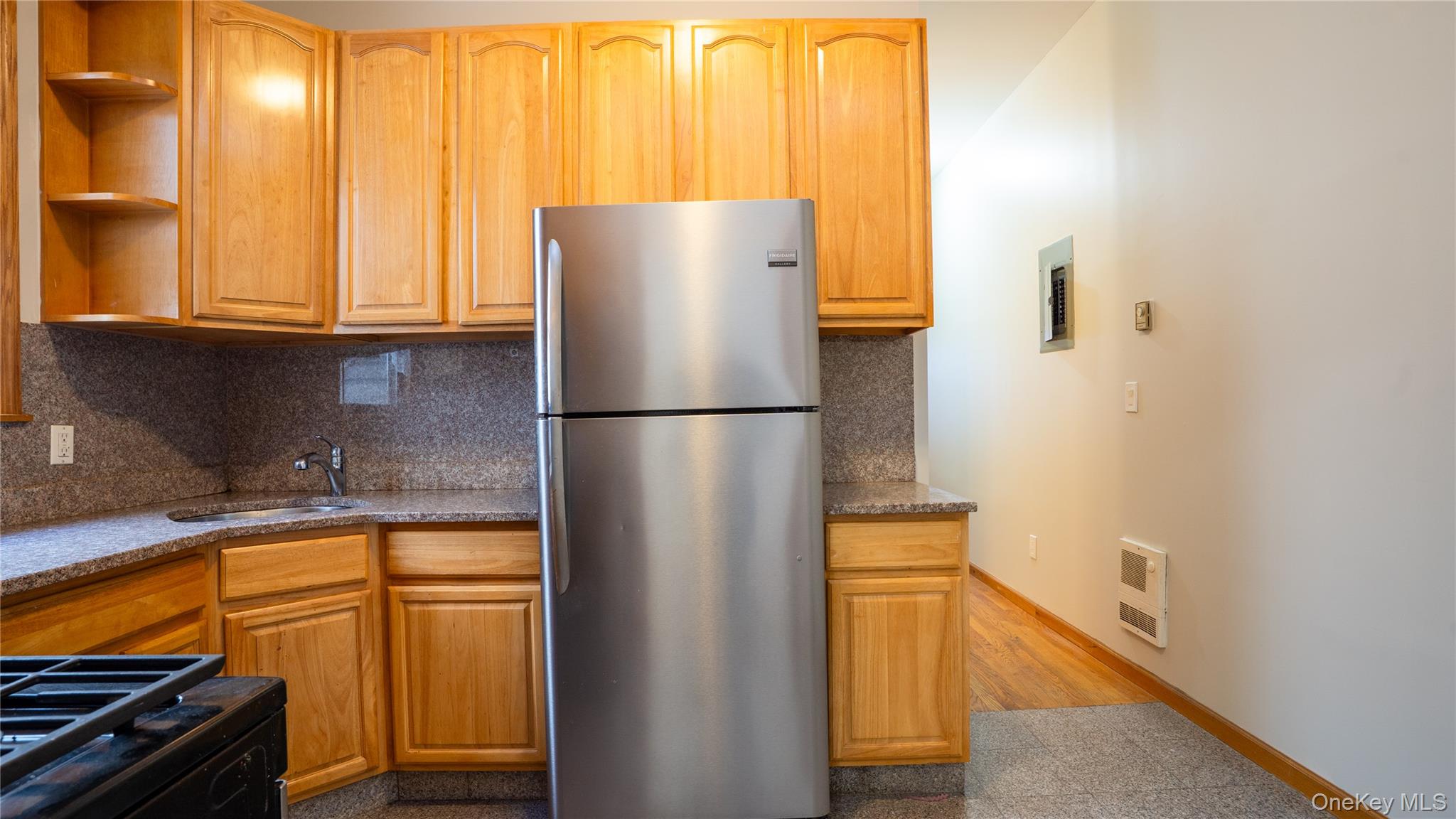 #6 photo, 46 North Village Avenue, Rockville Centre , NY 11570