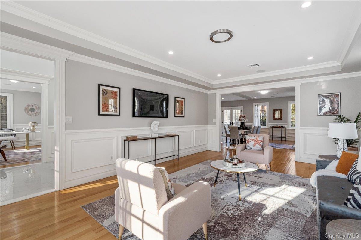 #6 photo, 233-17 38th Drive, 뉴욕퀸즈 Douglaston , NY 11363