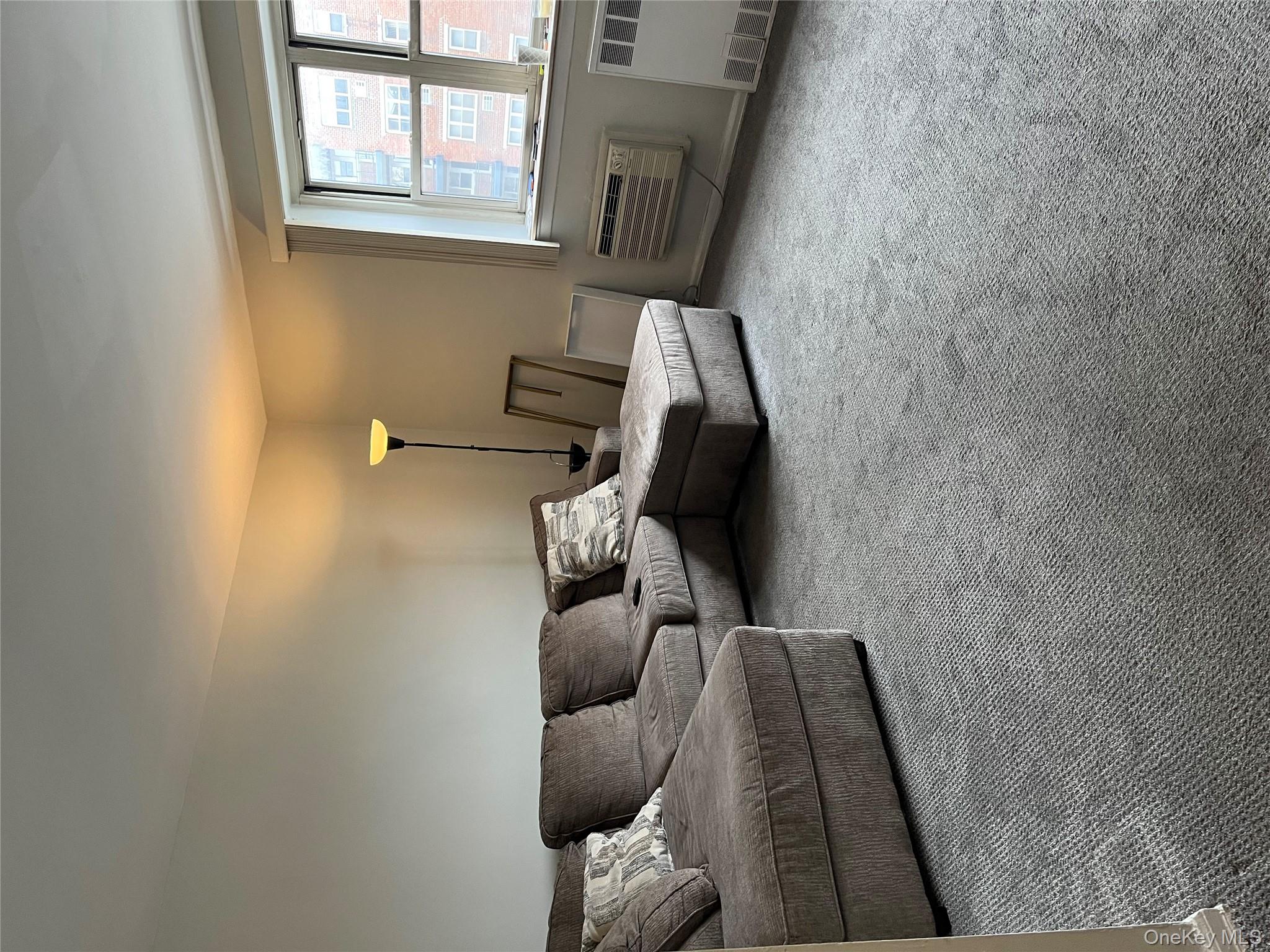 #5 photo, 88-12 151st Avenue, 뉴욕퀸즈 Howard Beach , NY 11414