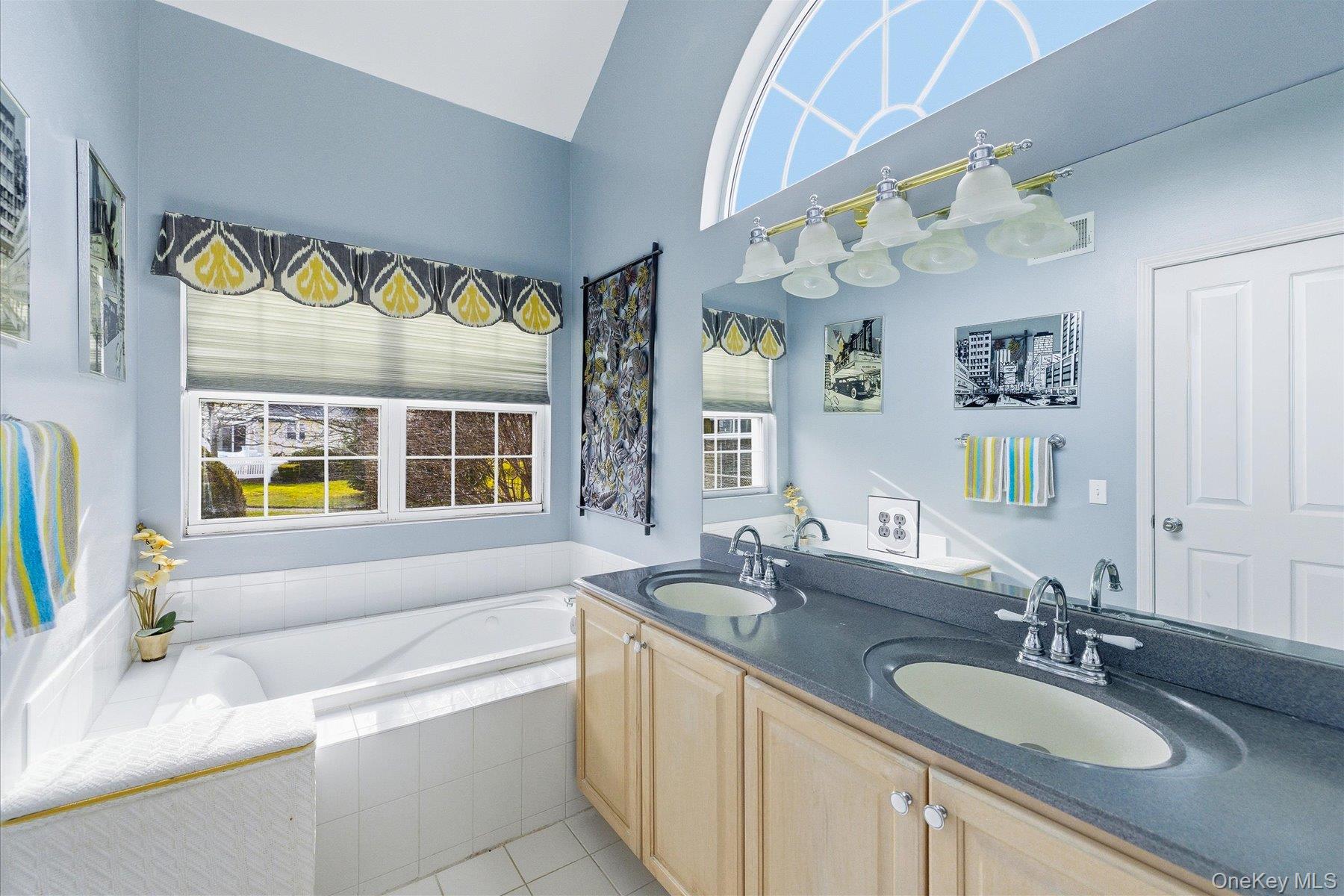 #16 photo, 23 Goose Neck Lane, Саффолк ‖ Riverhead , NY 11901