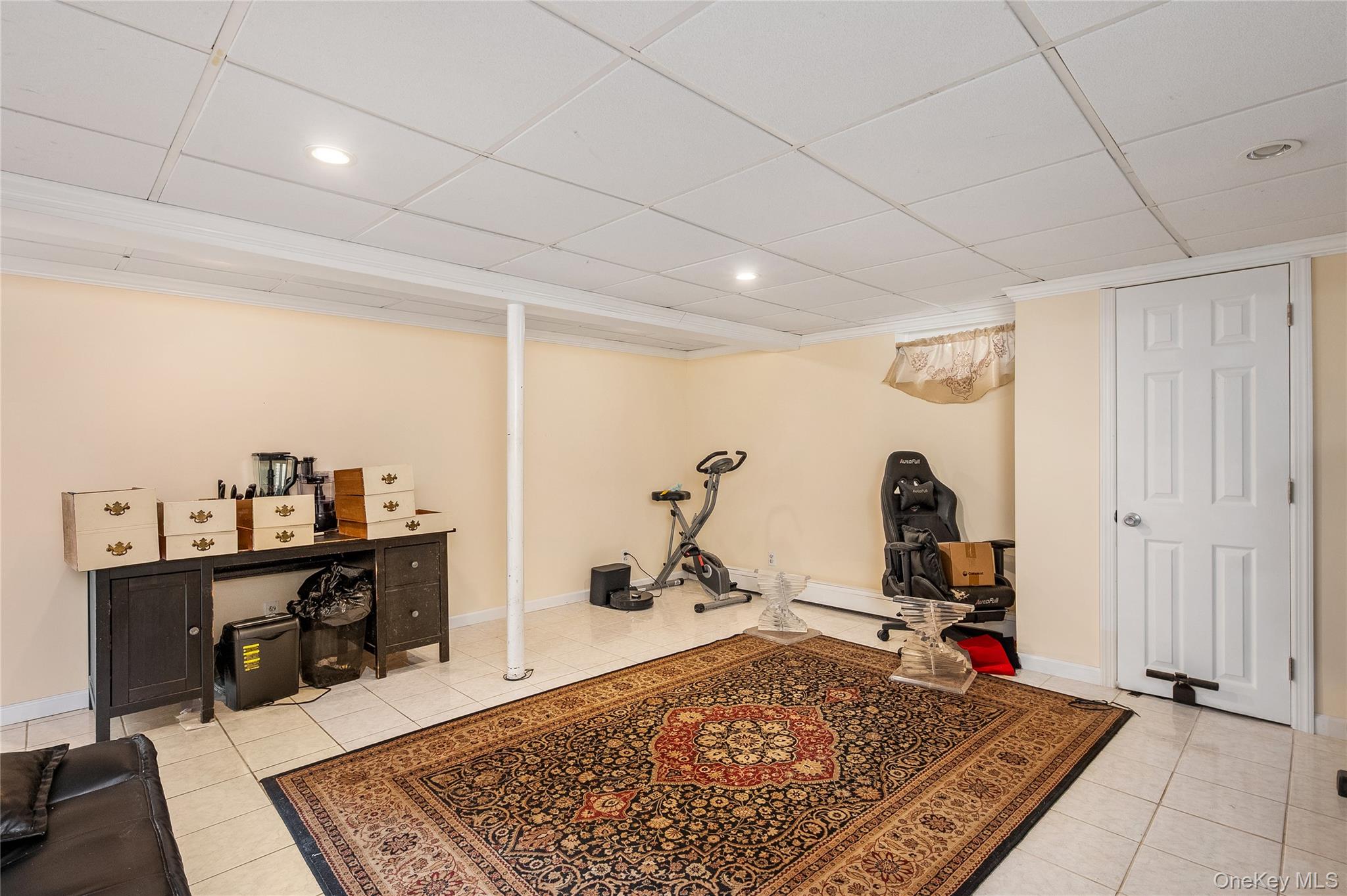 #18 photo, 30 1St Street, 롱 아일랜드 New Hyde Park , NY 11040