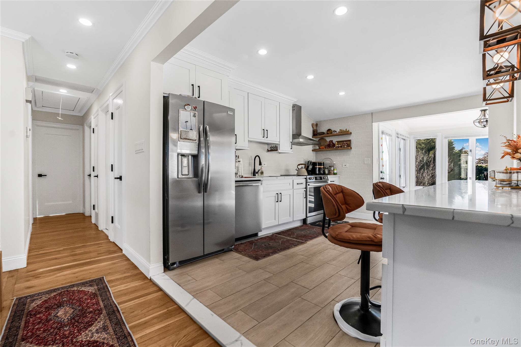 #12 photo, 107 Beverly Road, ناسو Massapequa , NY 11758