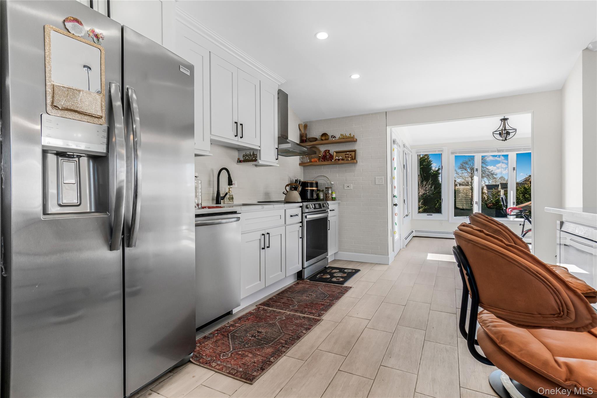 #13 photo, 107 Beverly Road, ناسو Massapequa , NY 11758