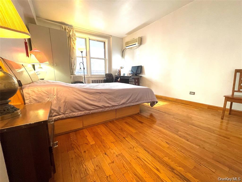 #13 photo, 144-30 Sanford Avenue, Flushing , NY 11355