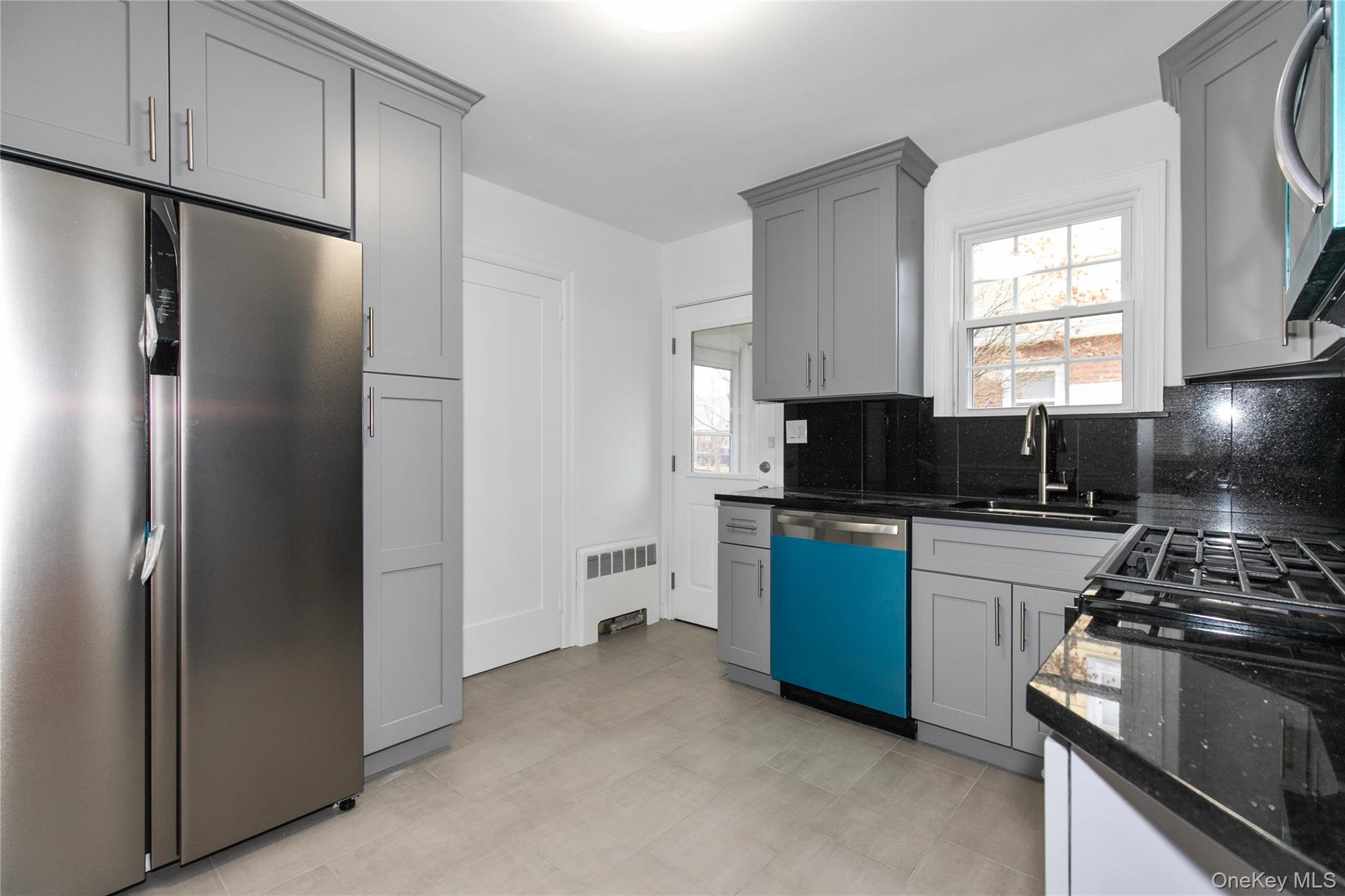 #17 photo, 82-51 257th, 皇后區 Glen Oaks , NY 11004