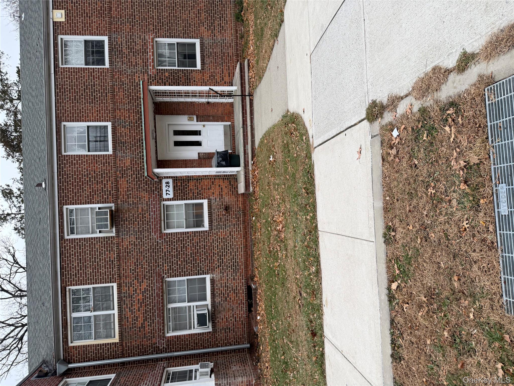 #1 photo, 77-28 Vleigh Pl., كوينز Flushing , NY 11367