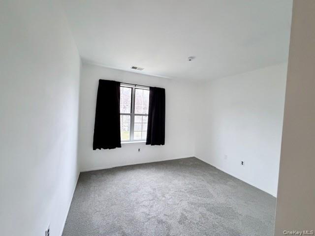 #10 photo, 42 Greenmeadow Drive, سوفولك Babylon , NY 11702