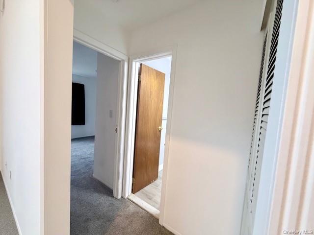 #11 photo, 42 Greenmeadow Drive, سوفولك Babylon , NY 11702