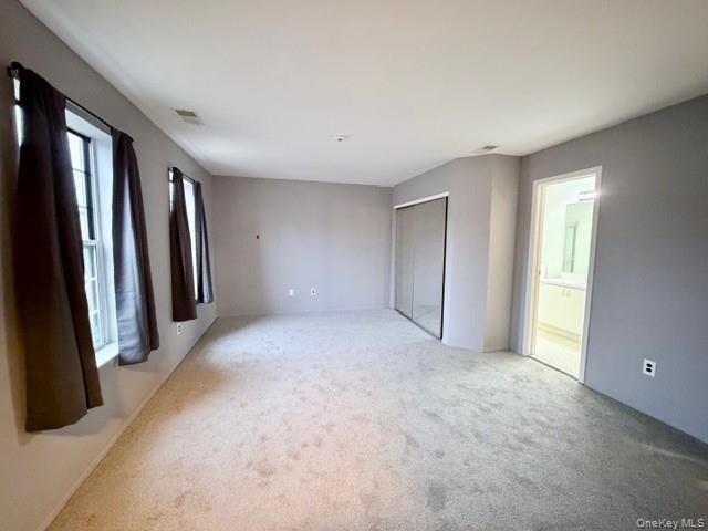 #8 photo, 42 Greenmeadow Drive, سوفولك Babylon , NY 11702