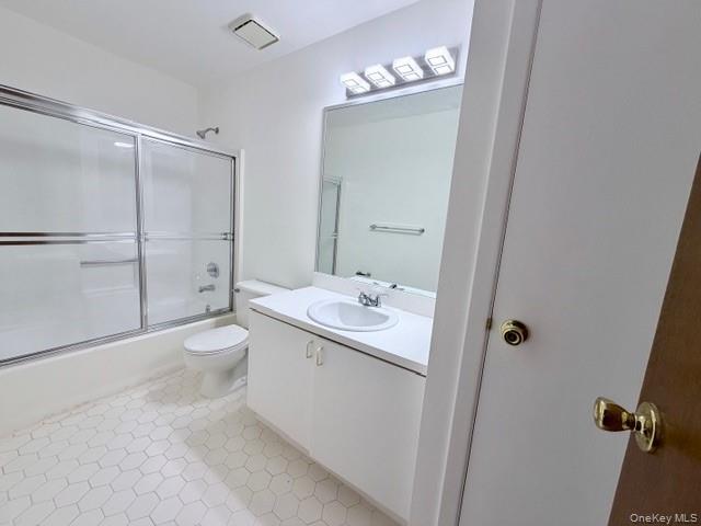 #9 photo, 42 Greenmeadow Drive, سوفولك Babylon , NY 11702