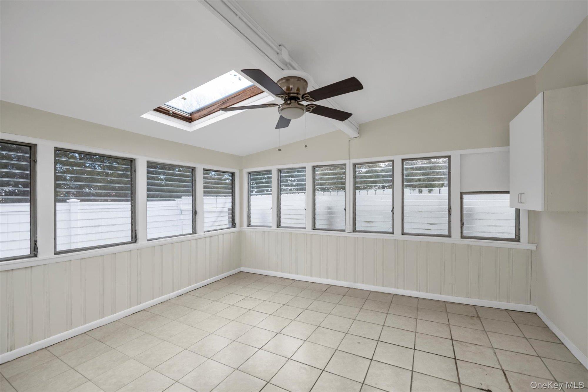 #15 photo, 10 Fulton Street, 롱 아일랜드 East Rockaway , NY 11518