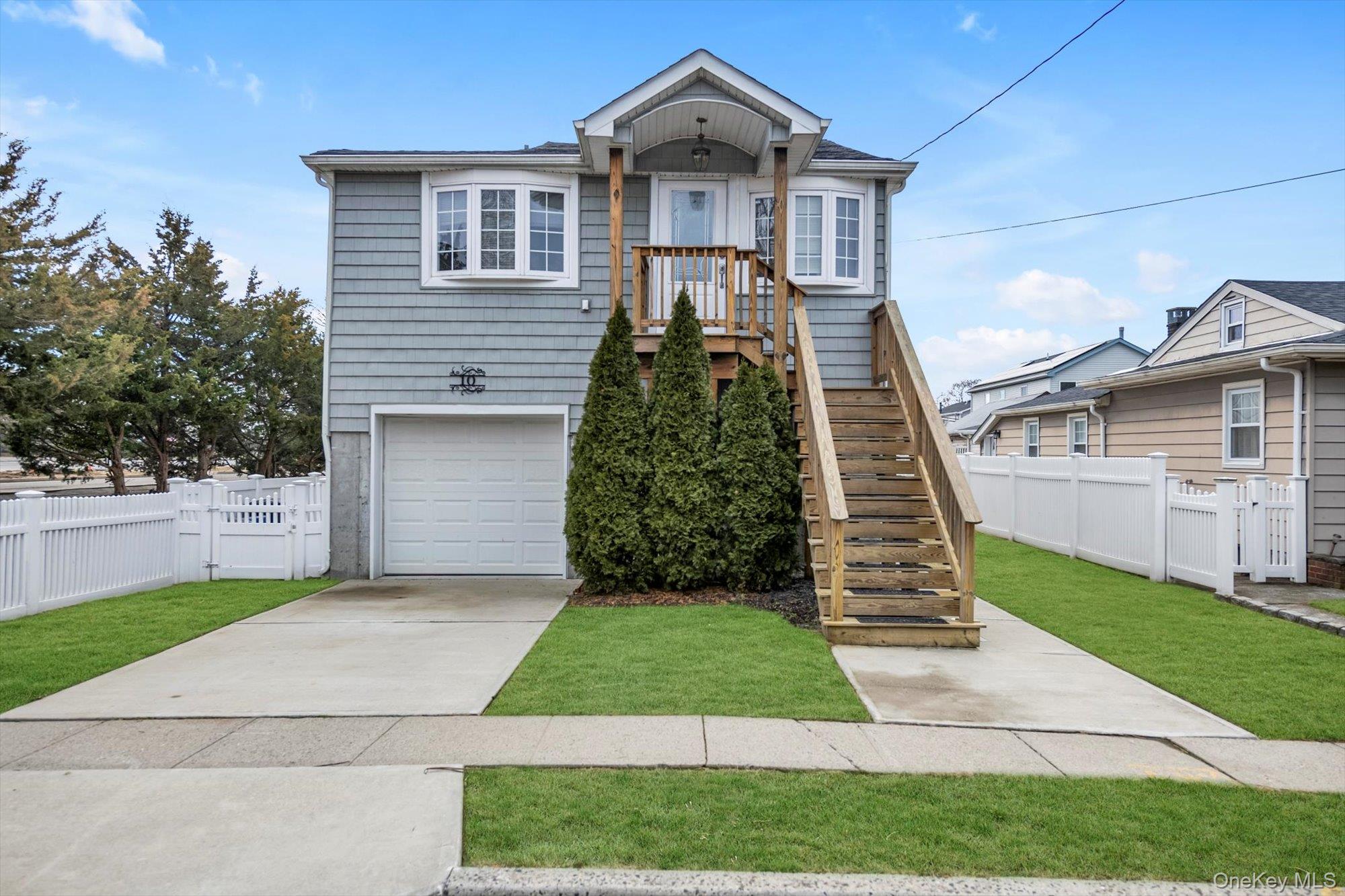 #2 photo, 10 Fulton Street, 롱 아일랜드 East Rockaway , NY 11518