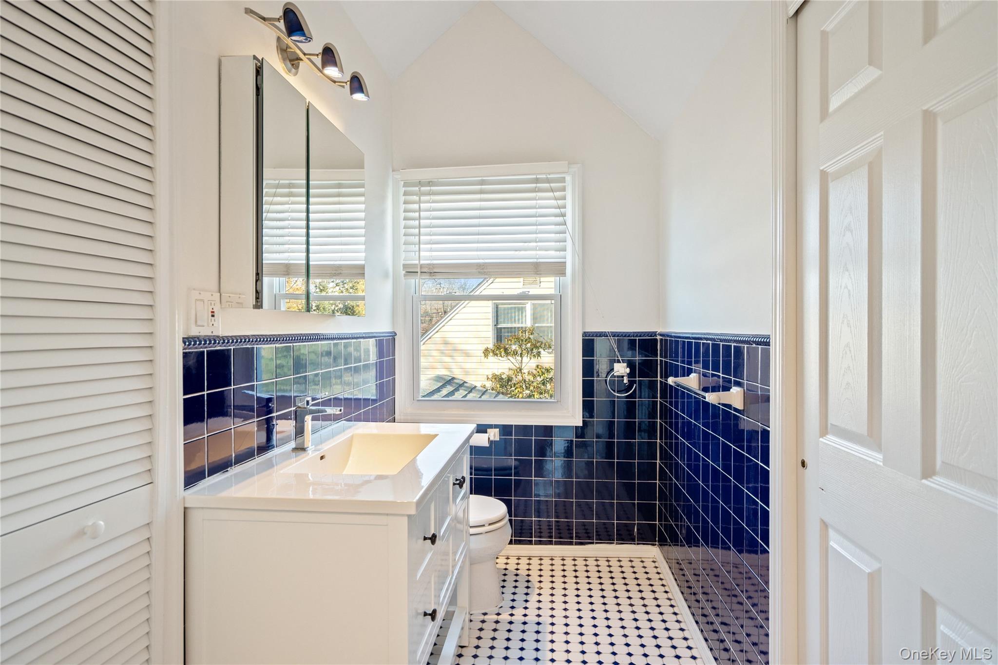 #13 photo, 23 Harvard Street, 롱 아일랜드 Roslyn Heights , NY 11577