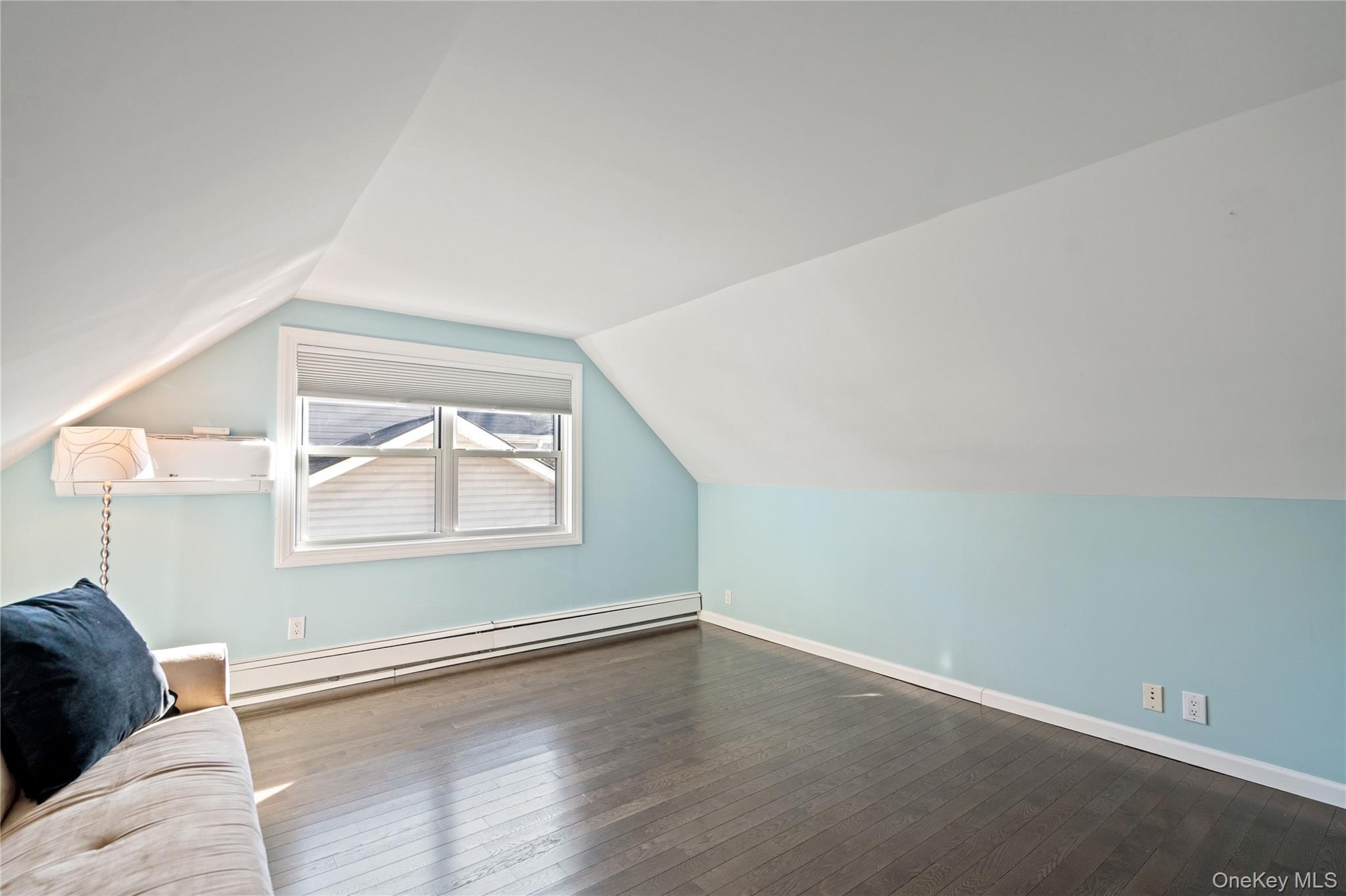 #14 photo, 23 Harvard Street, 롱 아일랜드 Roslyn Heights , NY 11577