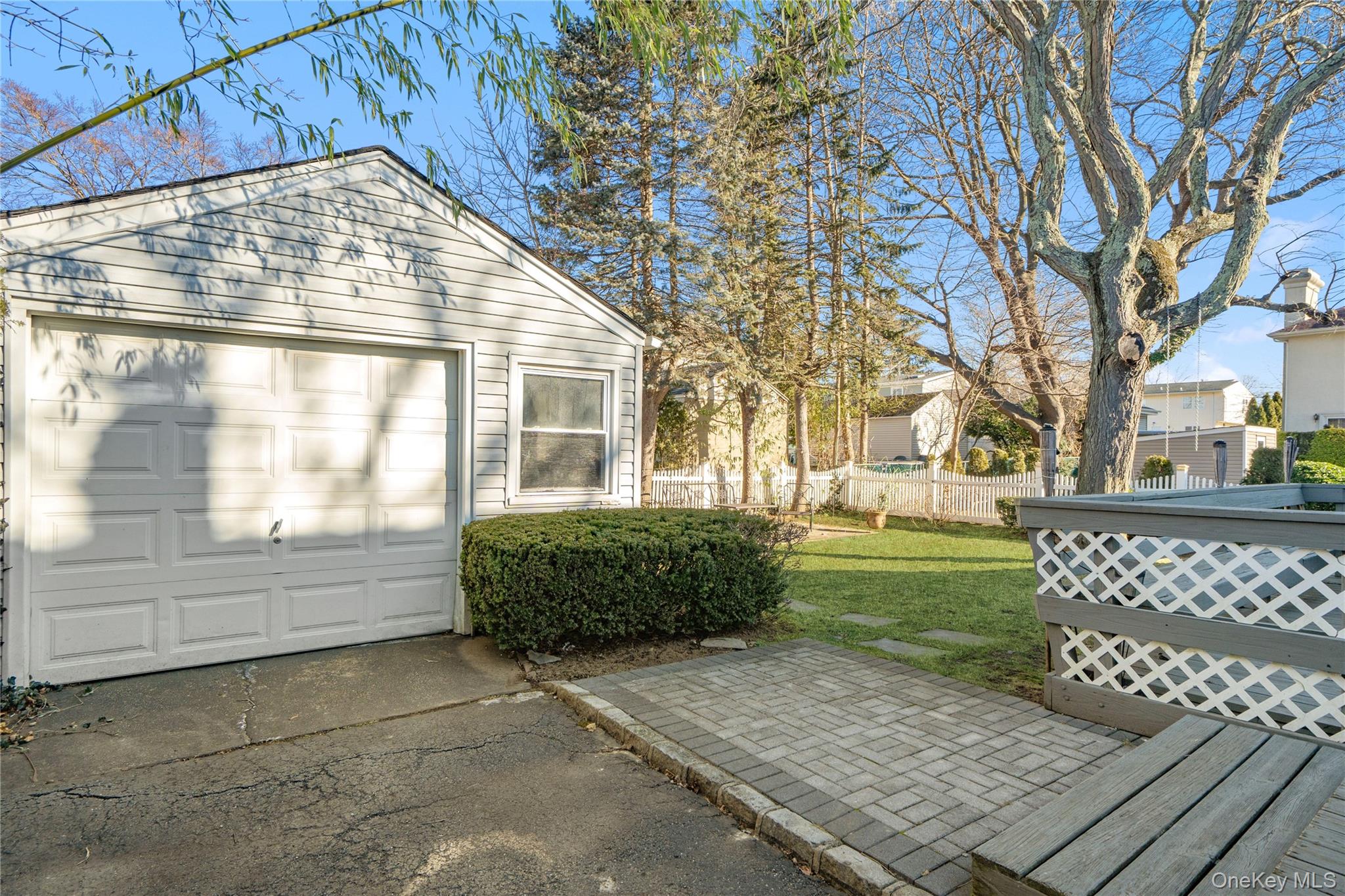 #17 photo, 23 Harvard Street, 롱 아일랜드 Roslyn Heights , NY 11577