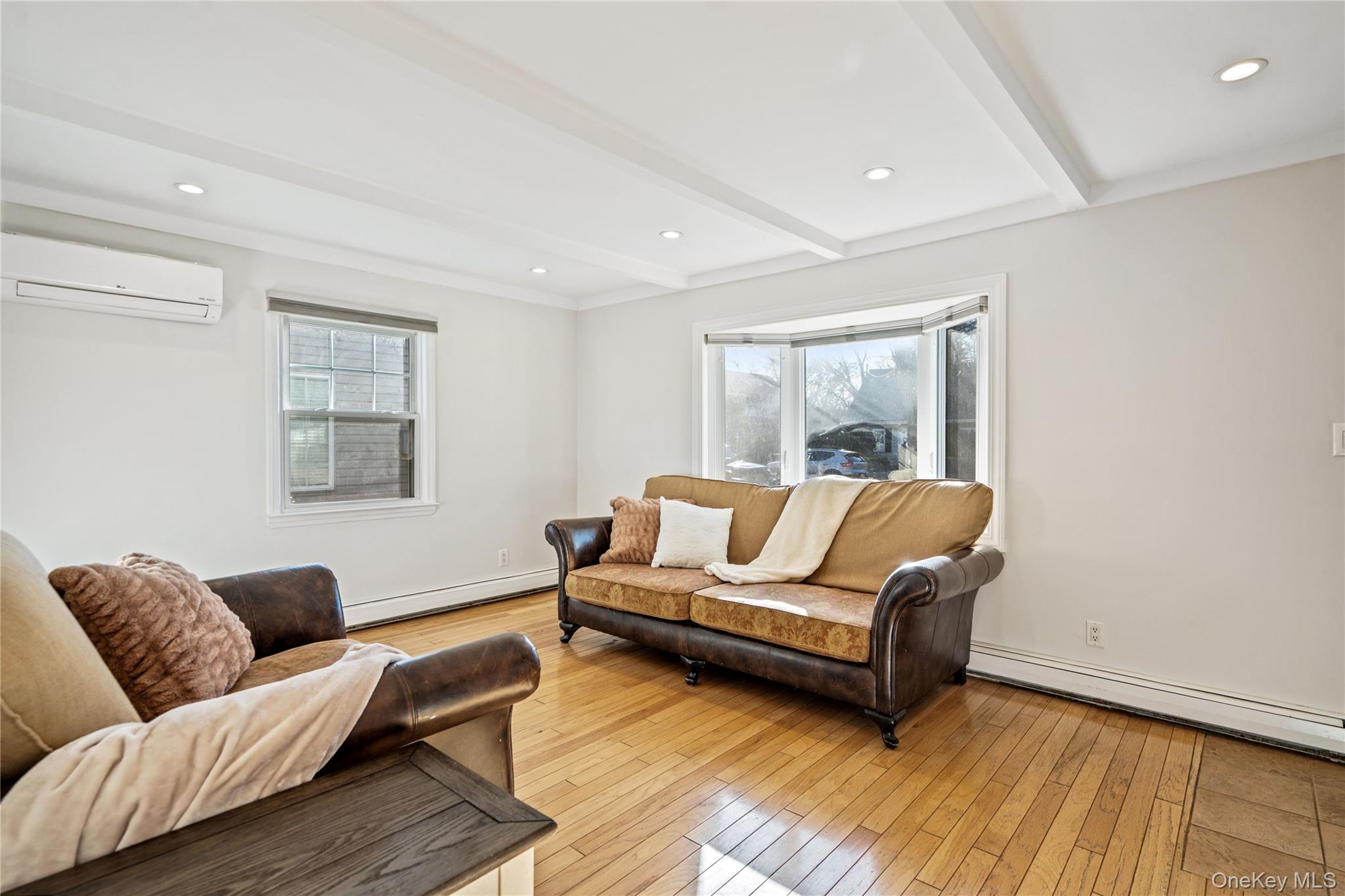 #9 photo, 23 Harvard Street, 롱 아일랜드 Roslyn Heights , NY 11577