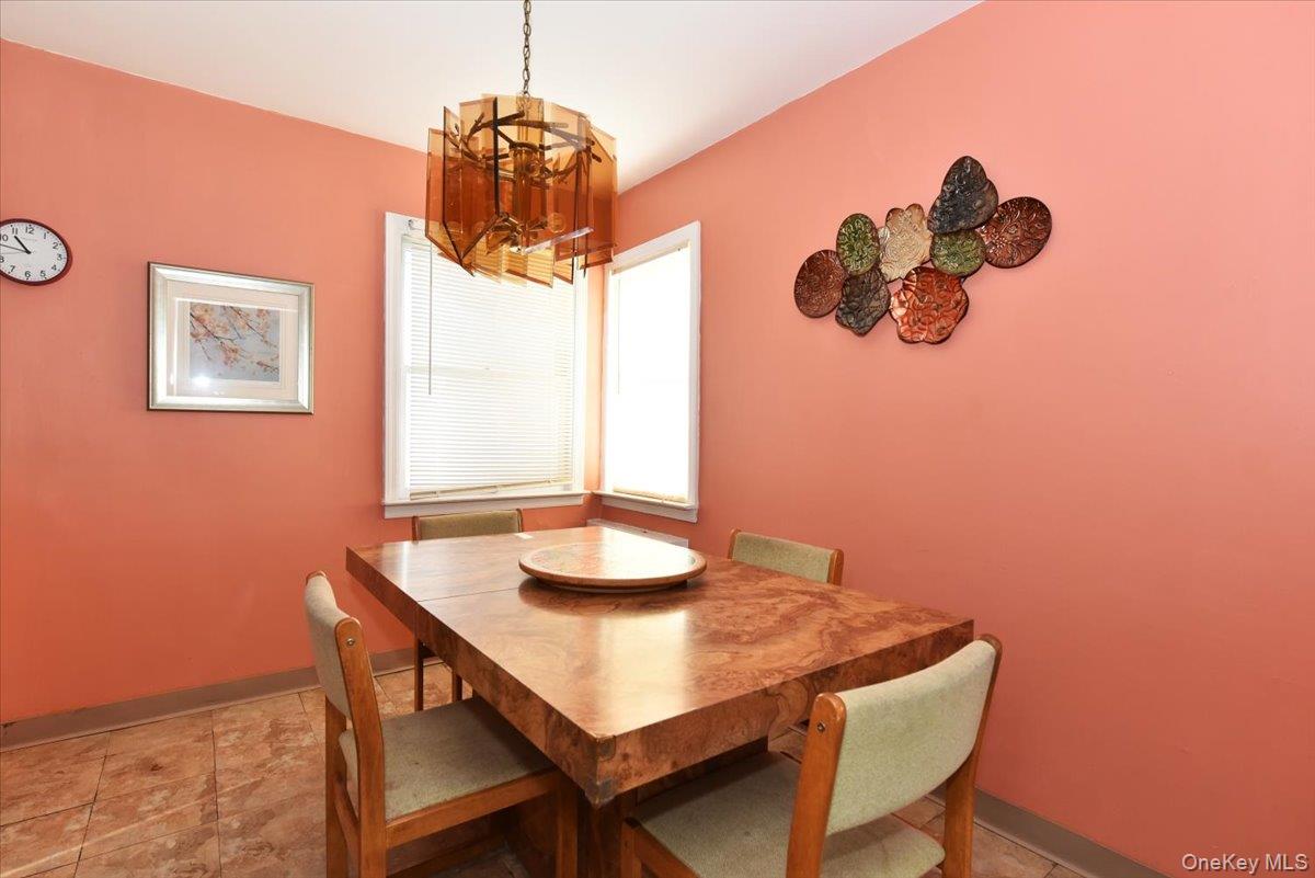 #5 photo, 529 Stratford Road, 롱 아일랜드 South Hempstead , NY 11550