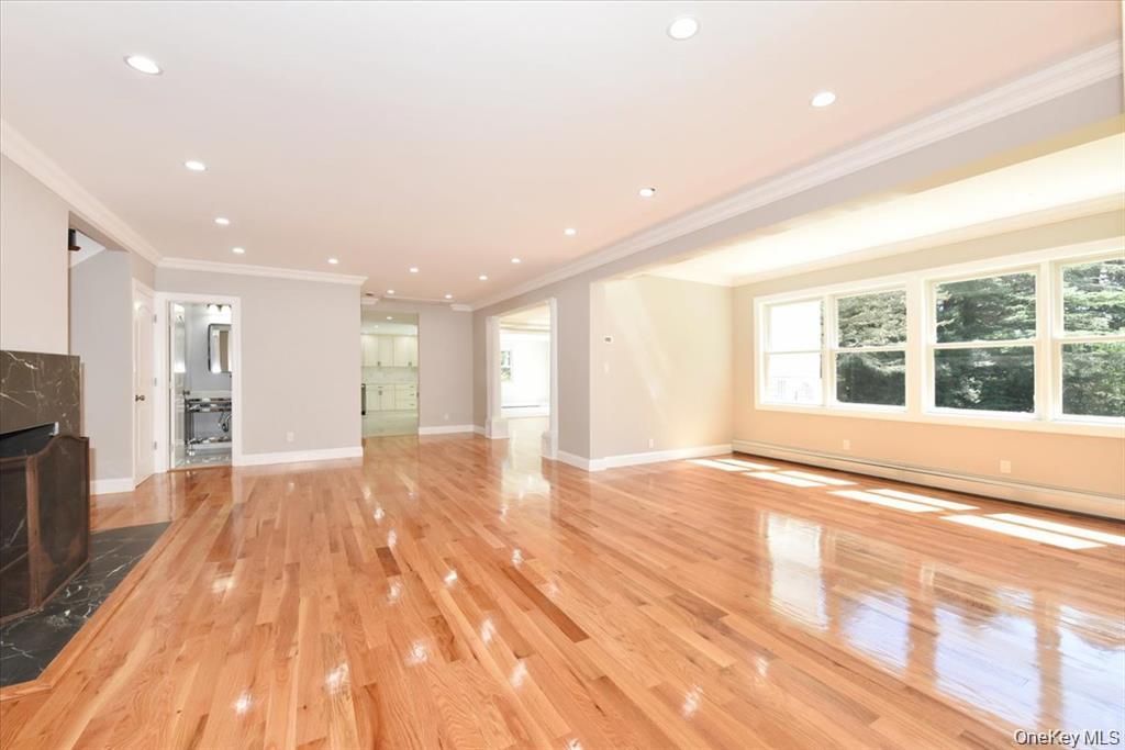 #2 photo, 87 Dunlop Road, Саффолк ‖ Huntington , NY 11743