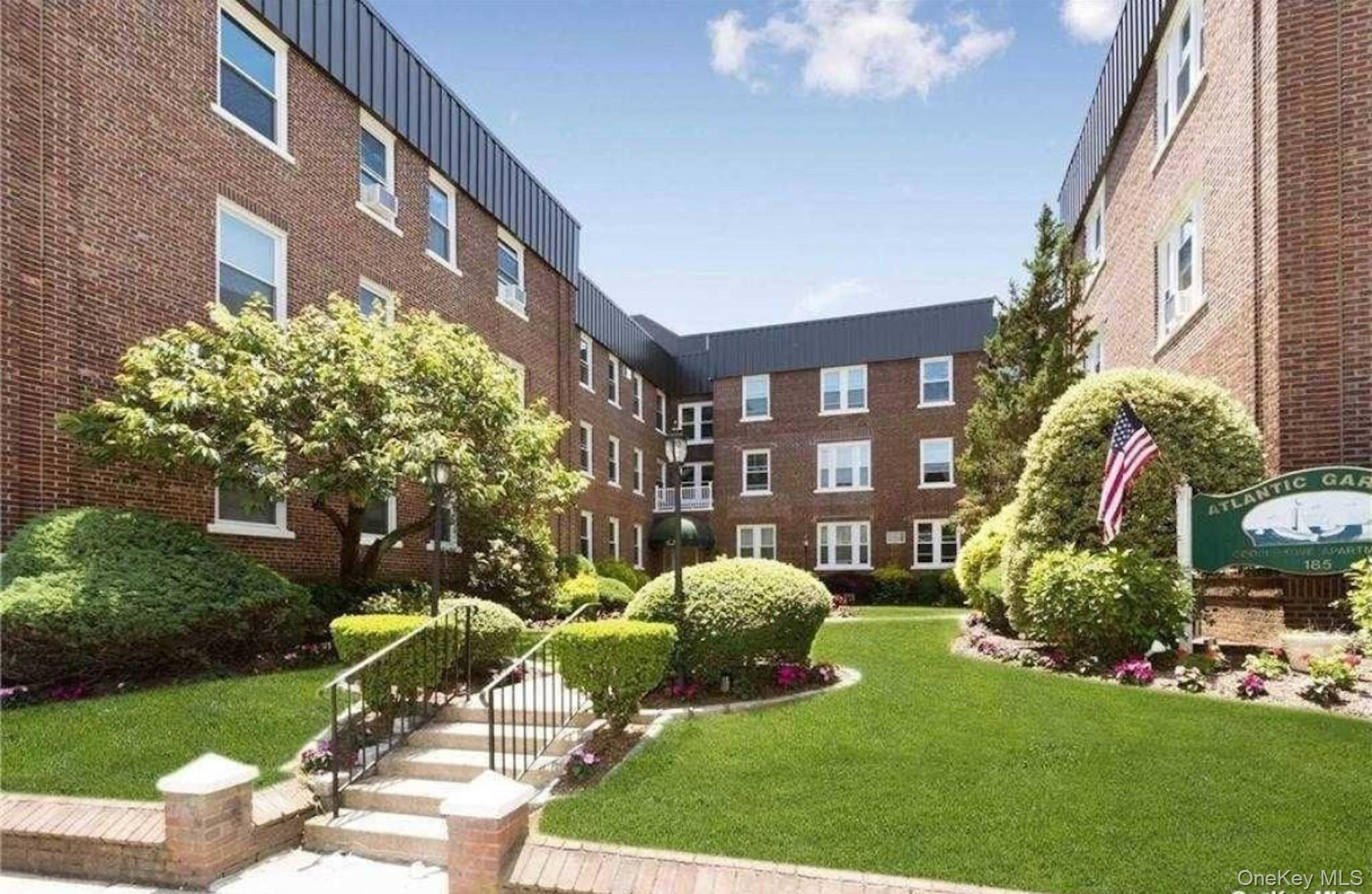 #1 photo, 185 Atlantic Avenue, 롱 아일랜드 Lynbrook , NY 11563