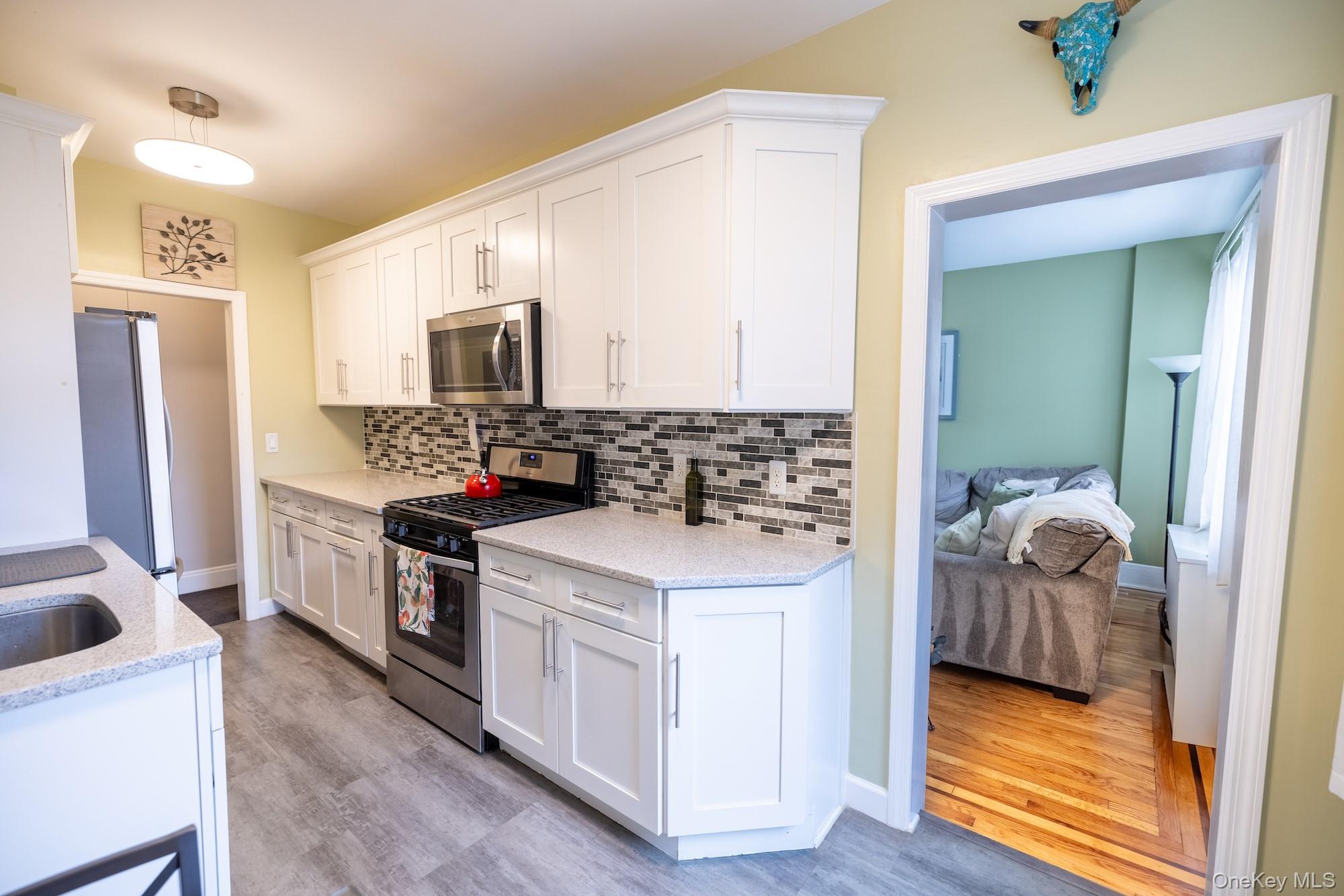 #4 photo, 185 Atlantic Avenue, 롱 아일랜드 Lynbrook , NY 11563