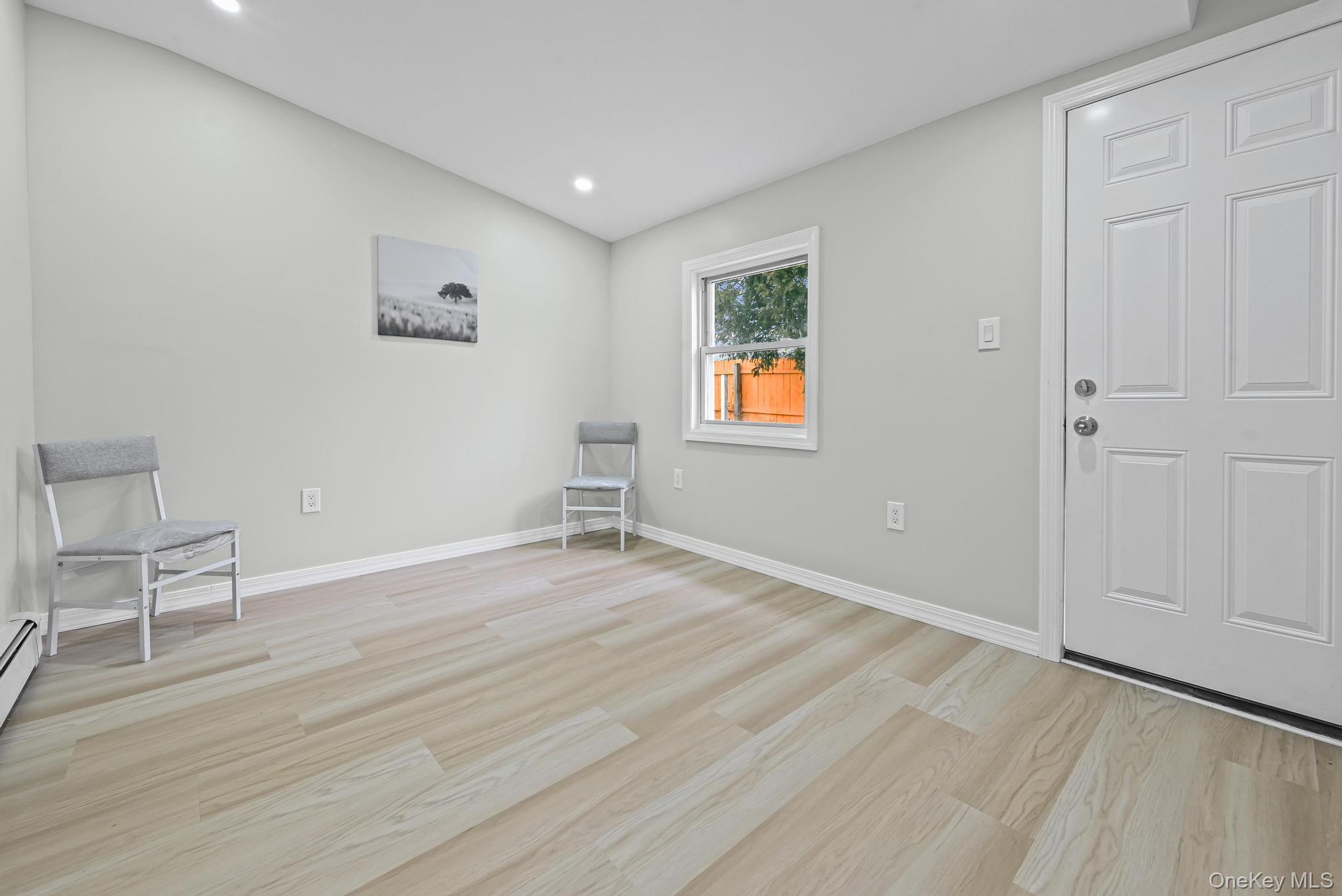 #12 photo, 186 Westwood Drive, Brentwood , NY 11717