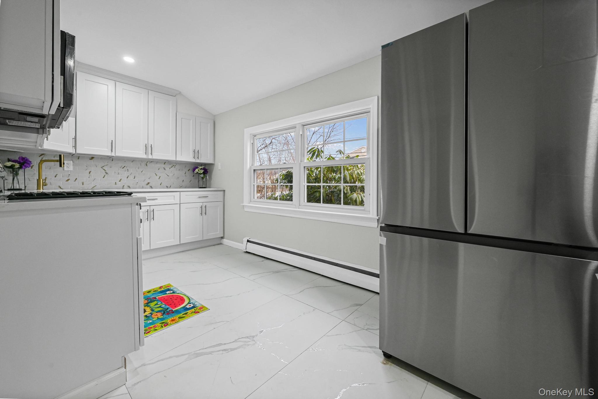 #14 photo, 186 Westwood Drive, Brentwood , NY 11717