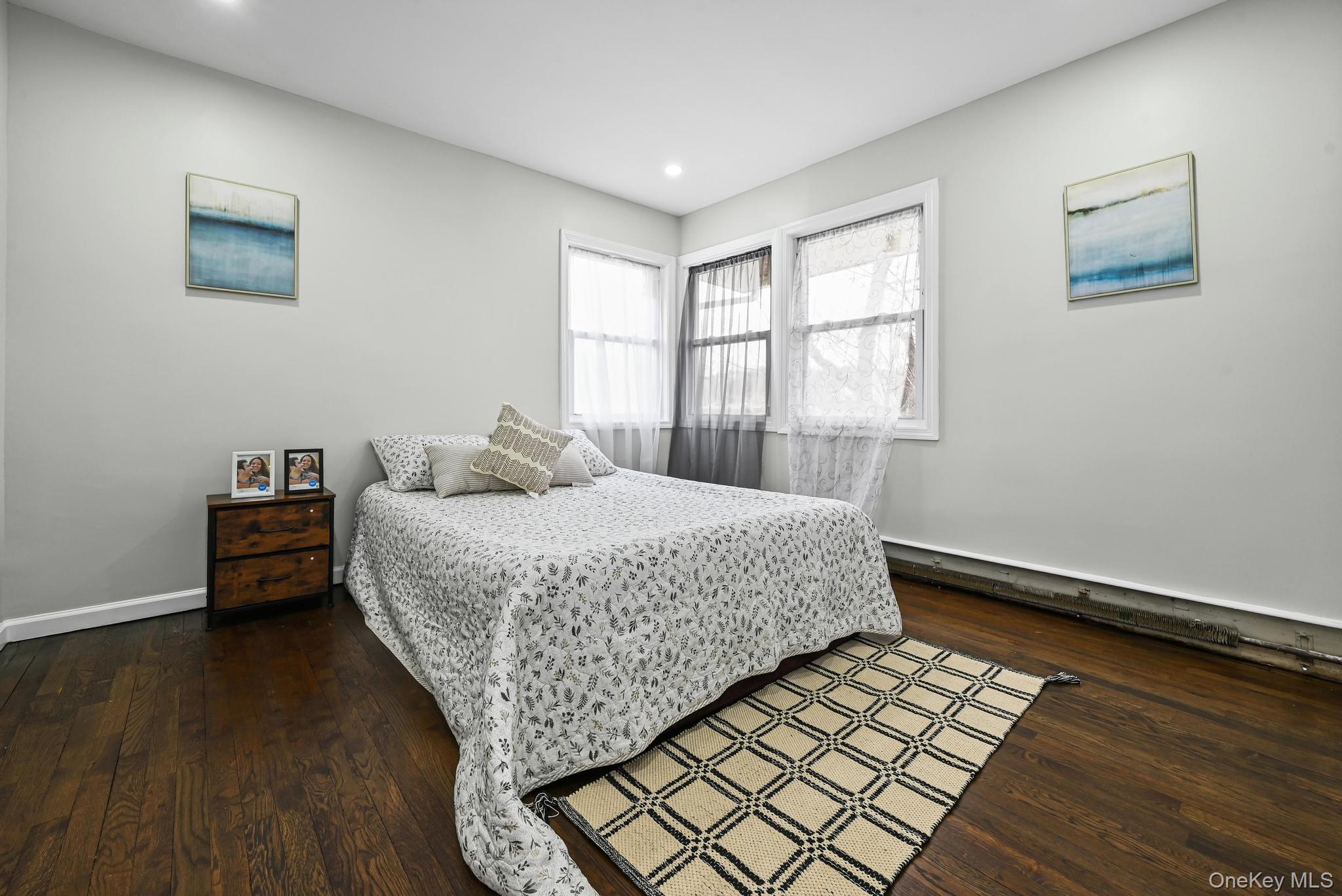 #18 photo, 186 Westwood Drive, Brentwood , NY 11717