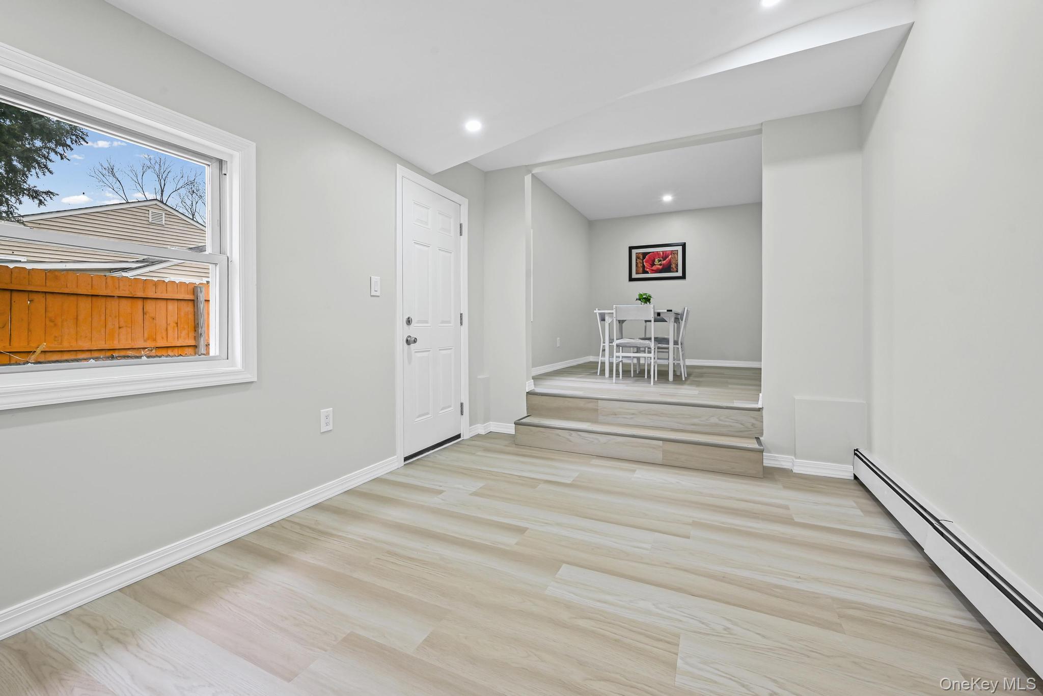 #9 photo, 186 Westwood Drive, Brentwood , NY 11717