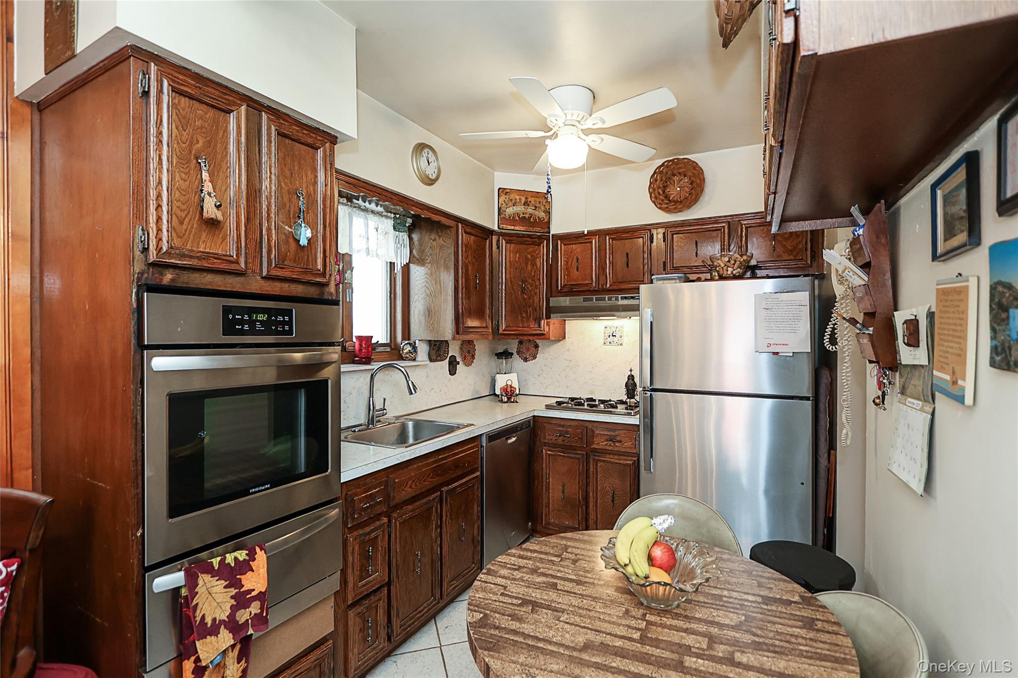 #10 photo, 2037 37th Street, كوينز Astoria , NY 11105