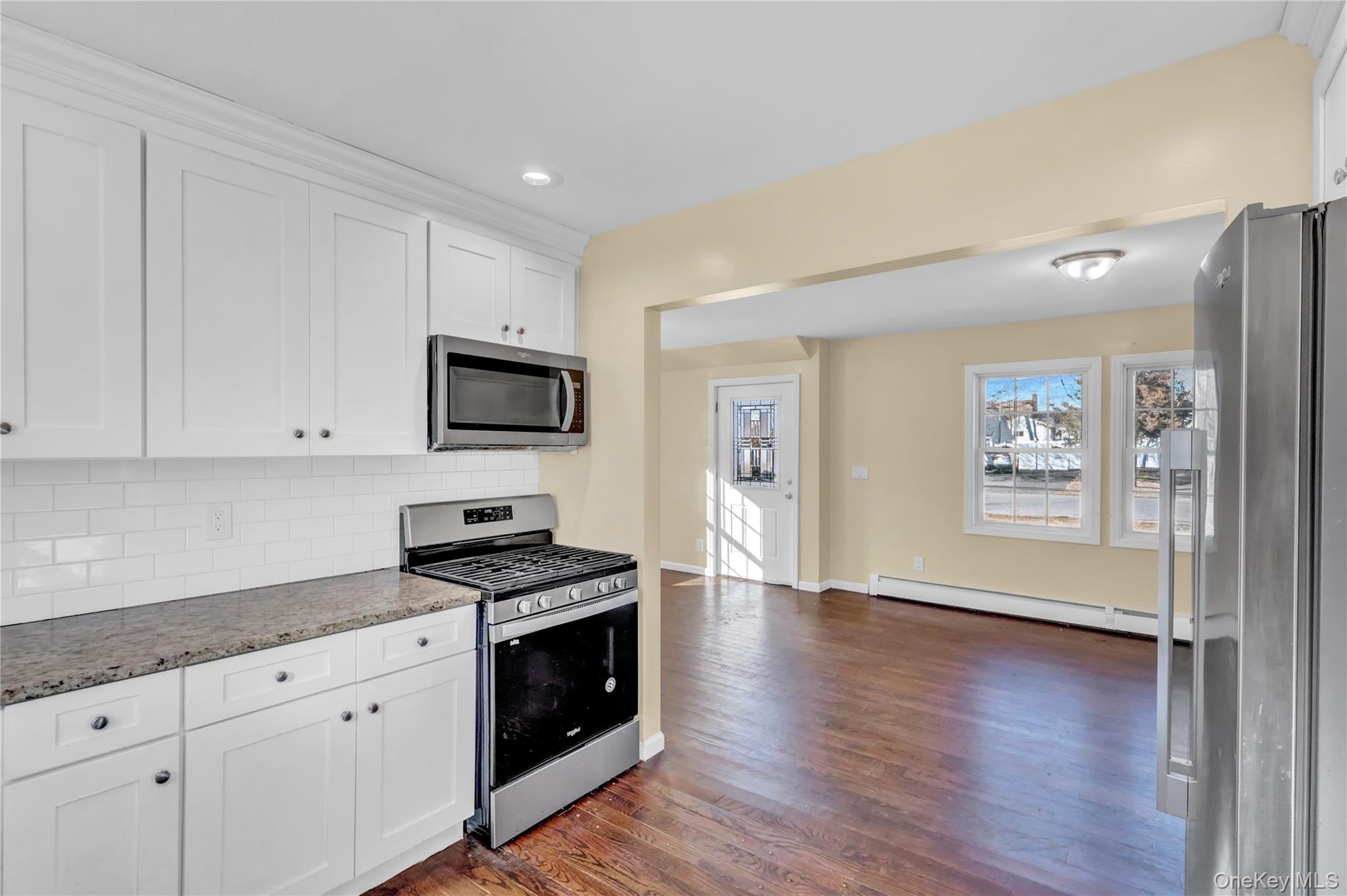 #12 photo, 13 Dietz Street, 東長島 Central Islip , NY 11722