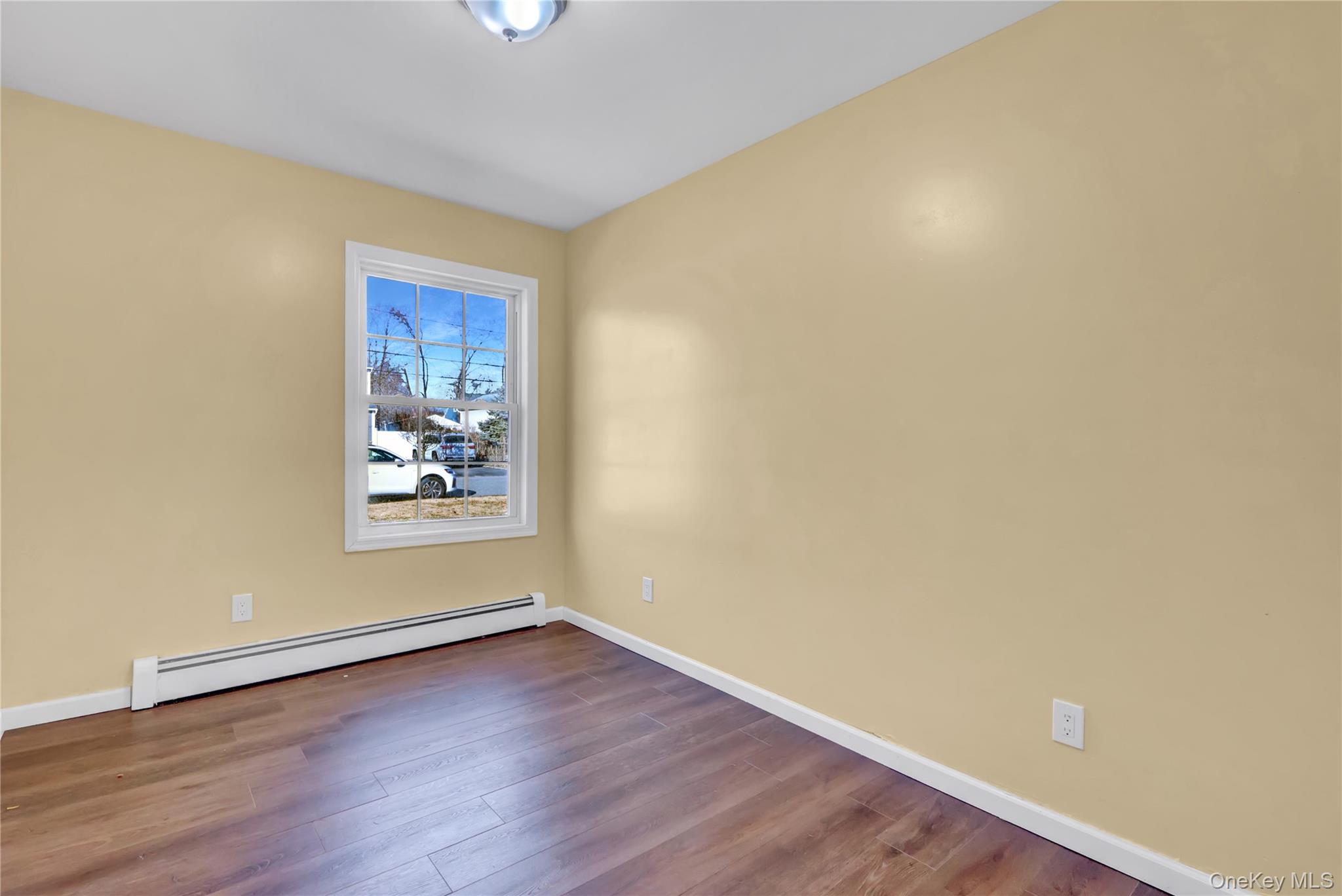 #13 photo, 13 Dietz Street, 東長島 Central Islip , NY 11722