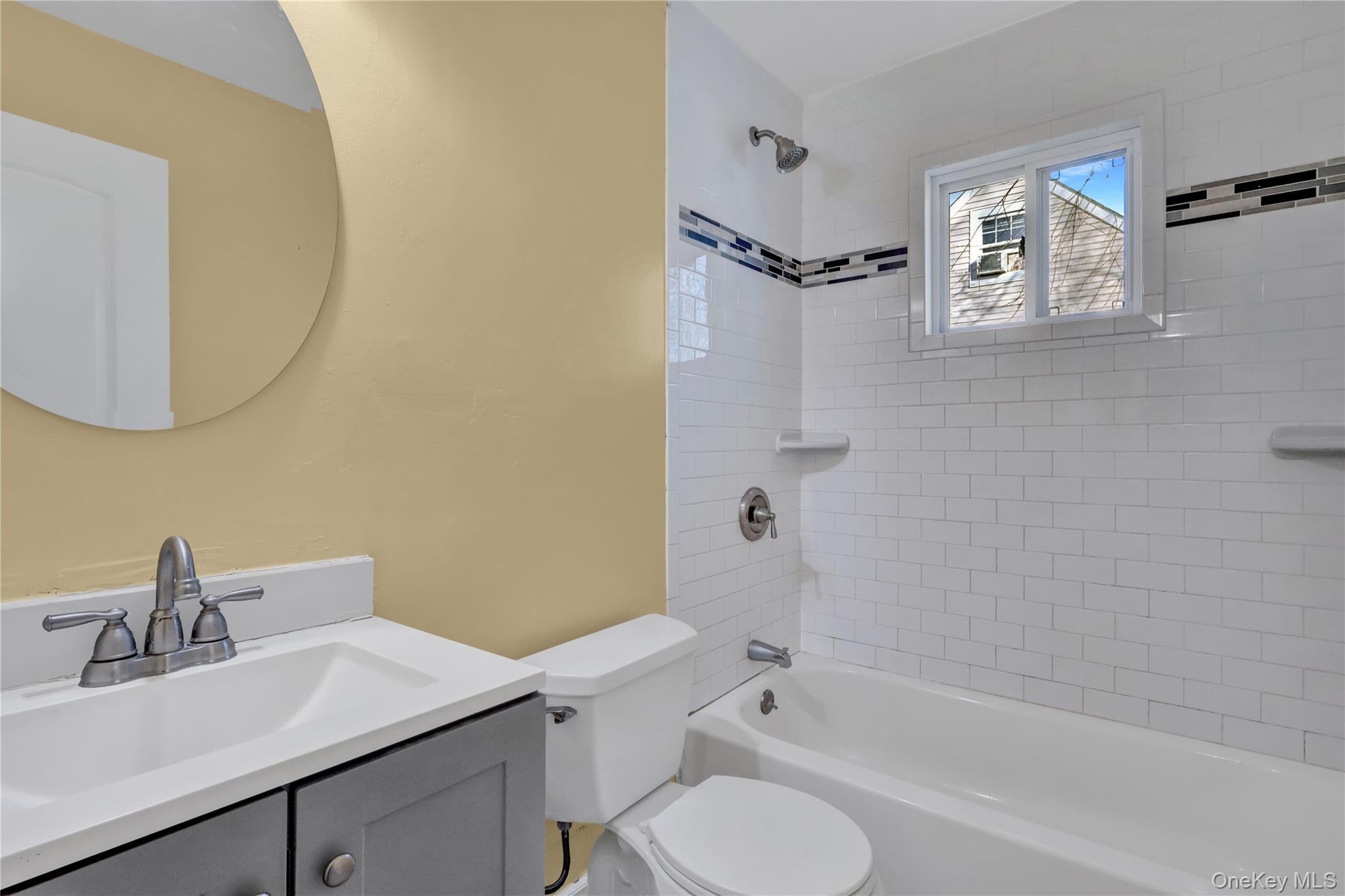 #17 photo, 13 Dietz Street, 東長島 Central Islip , NY 11722