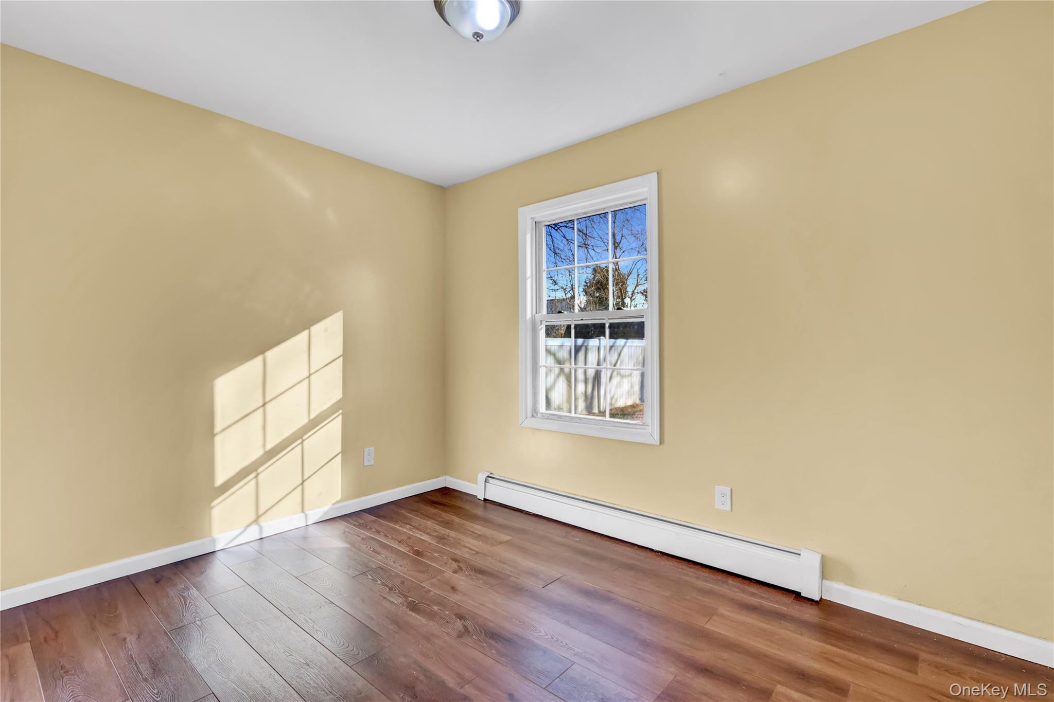 #18 photo, 13 Dietz Street, 東長島 Central Islip , NY 11722