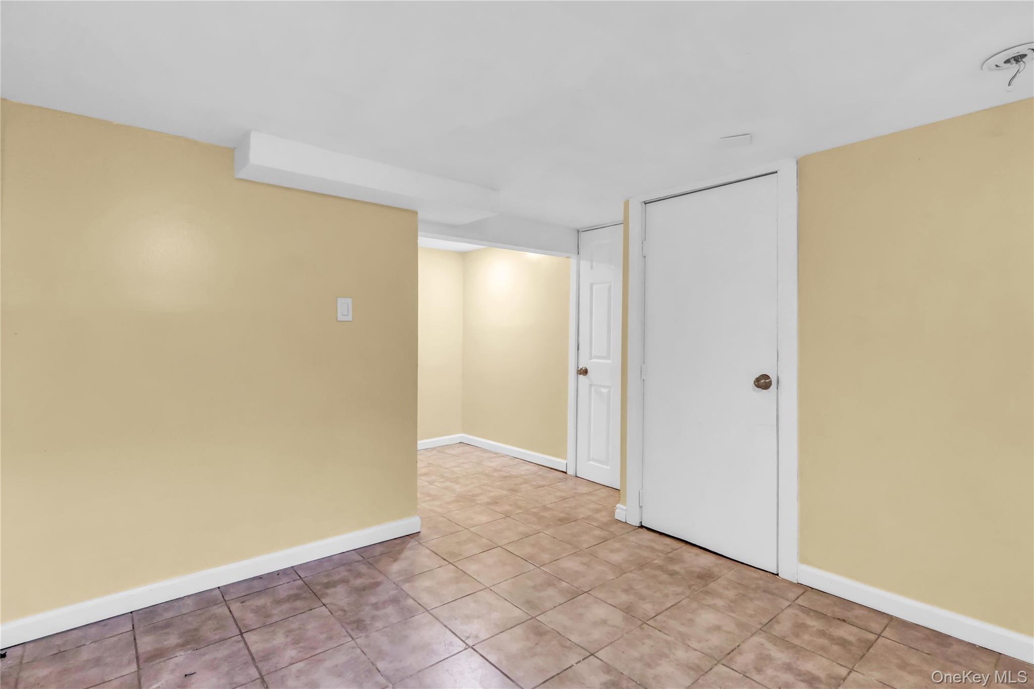 #19 photo, 13 Dietz Street, 東長島 Central Islip , NY 11722