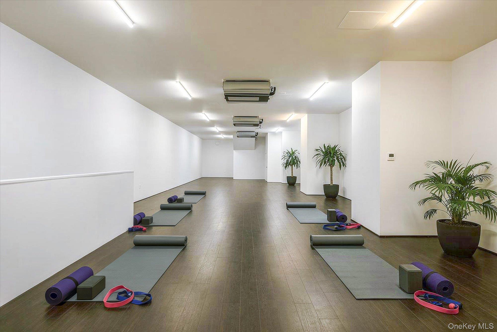 #15 photo, First Avenue 1779, New York (Manhattan) , NY 10128