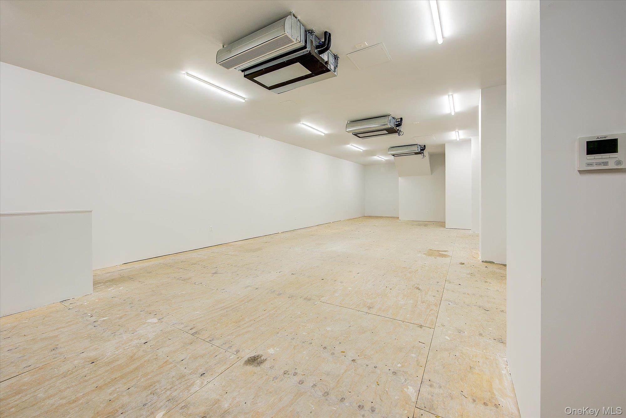 #9 photo, First Avenue 1779, New York (Manhattan) , NY 10128