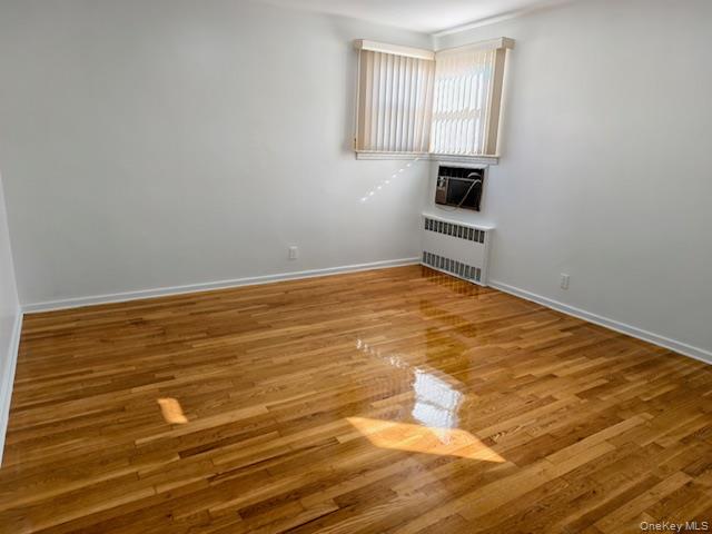 #9 photo, 58-27 208 st, كوينز Bayside , NY 11364