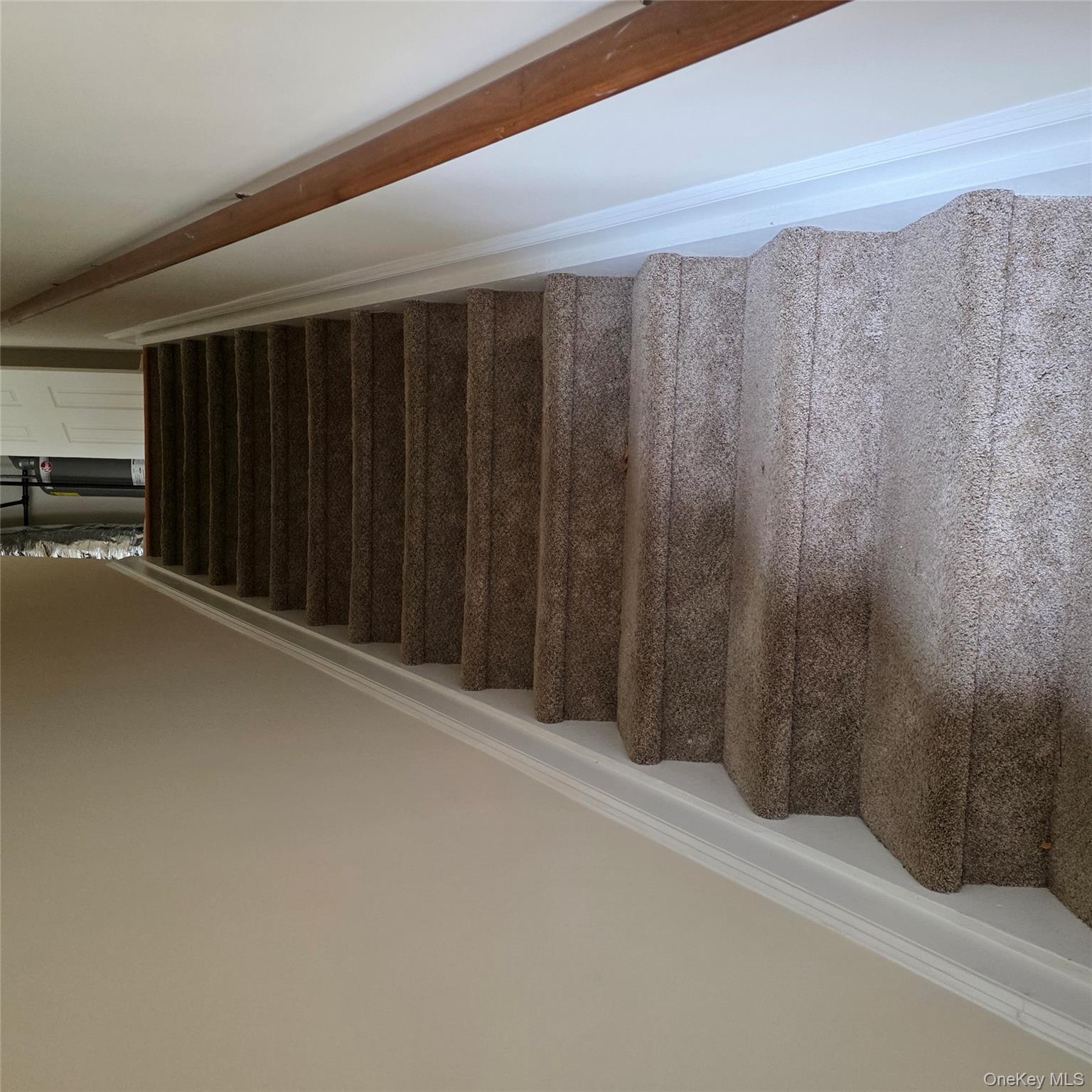 #9 photo, 3025 Sunrise Highway, Islip Terrace , NY 11752