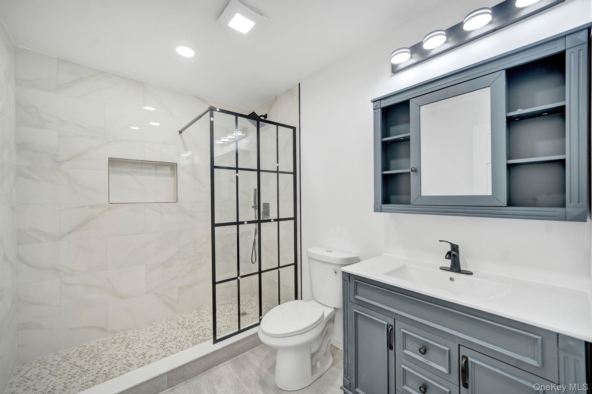 #7 photo, 6 Elliott Place, Freeport , NY 11520