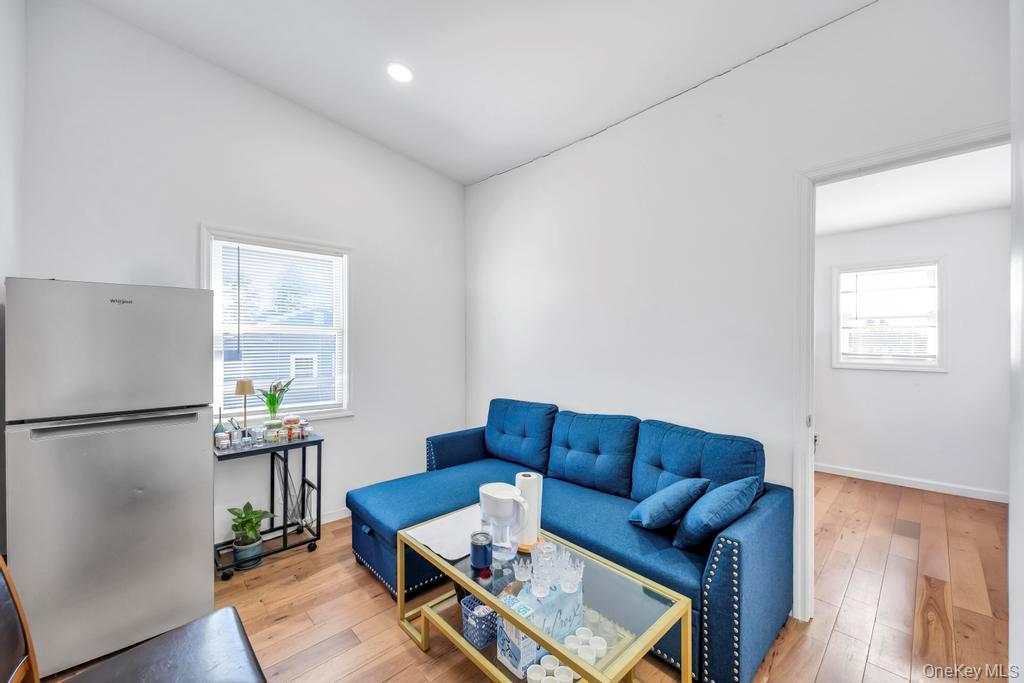 #4 photo, 22 Bruce Lane, 롱 아일랜드 Farmingdale , NY 11735