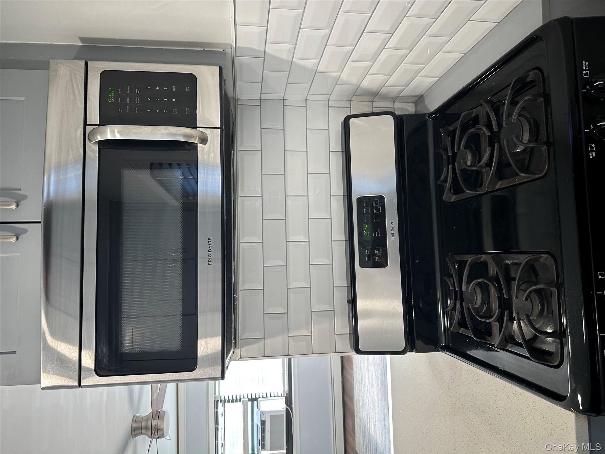 #19 photo, 55 Tulip Avenue, ناسو Floral Park , NY 11001